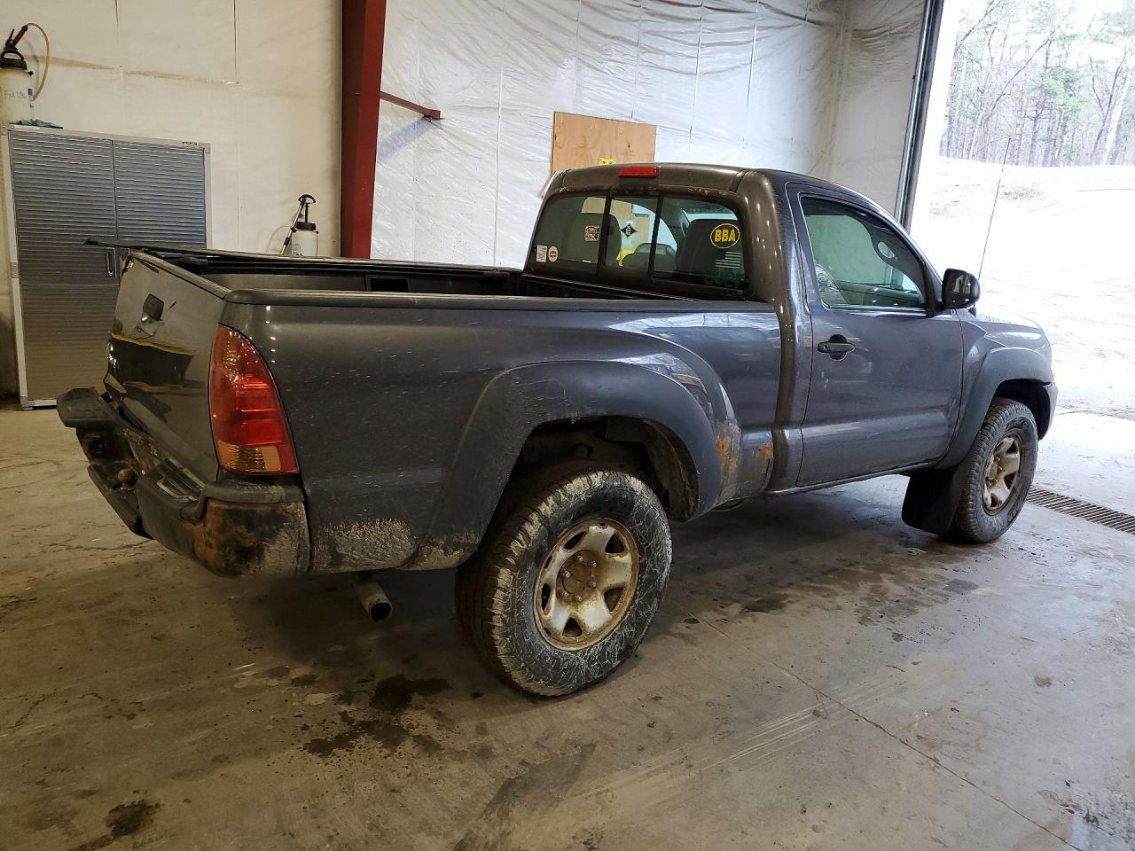 Toyota Tacoma Base