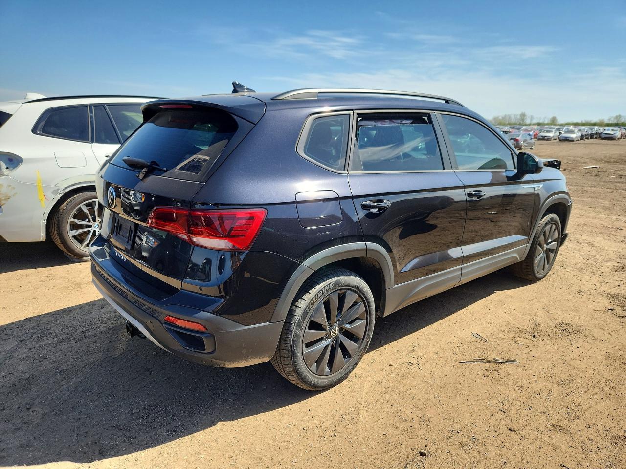Volkswagen Taos S