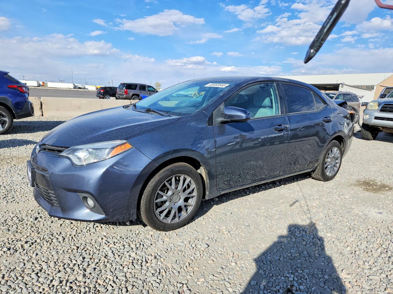 Salvage Toyota Corolla Image