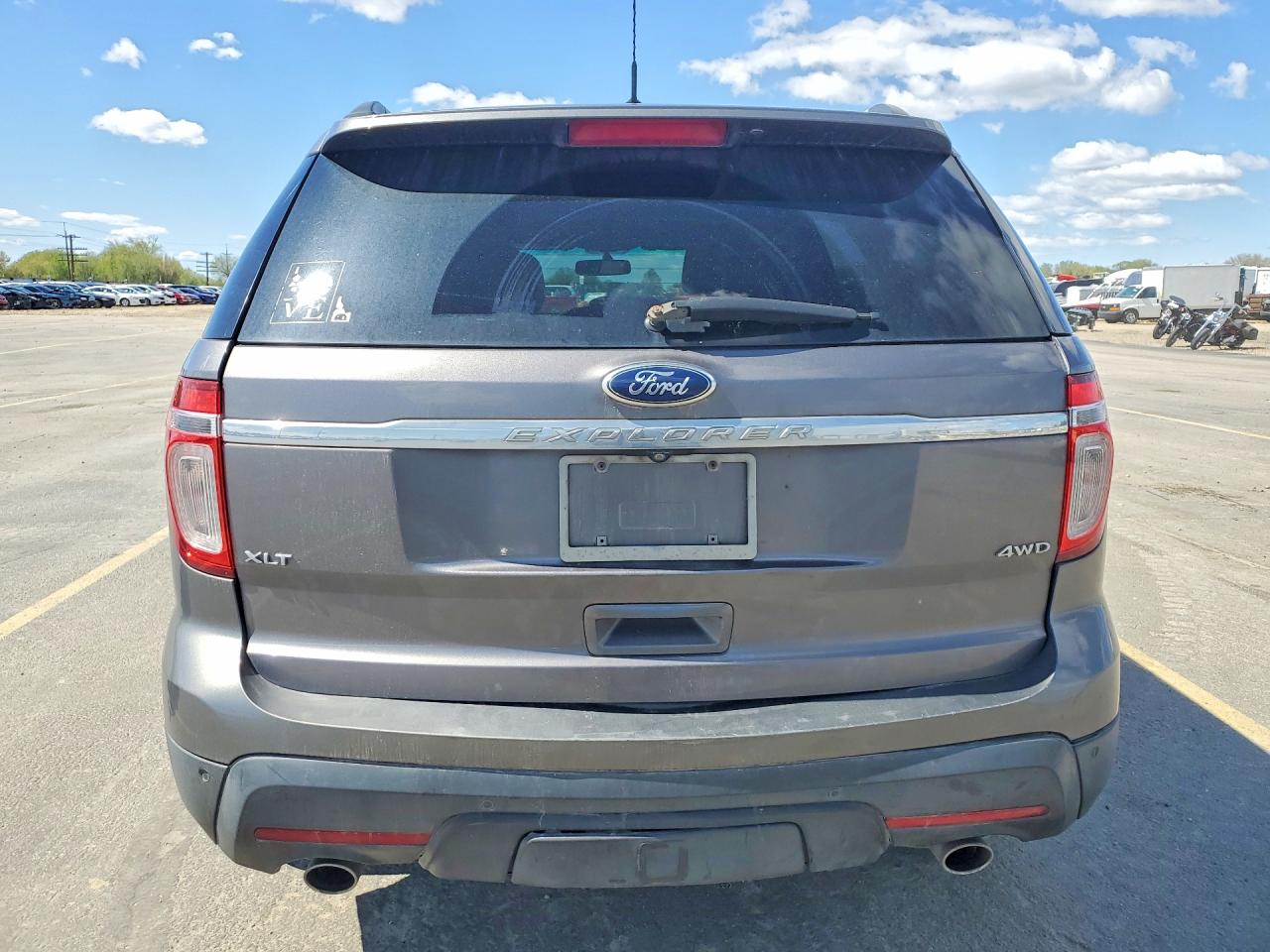 Ford Explorer Xlt