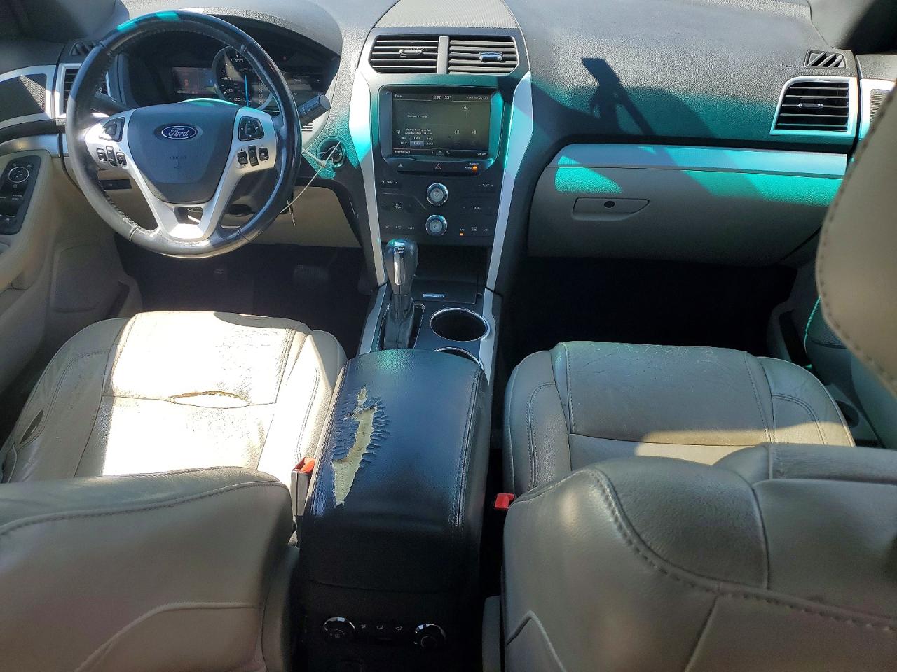 Ford Explorer Xlt