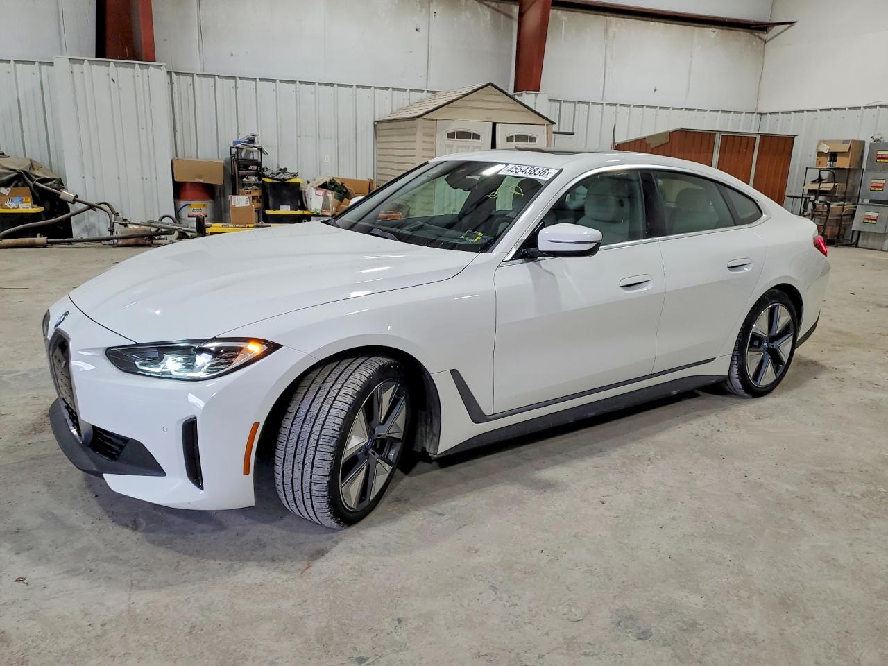 Salvage BMW i4 Image