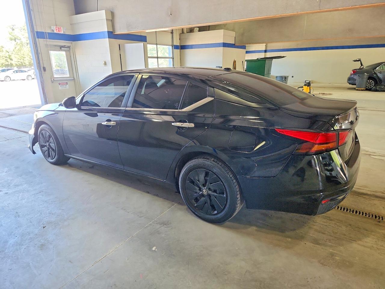 Nissan Altima S
