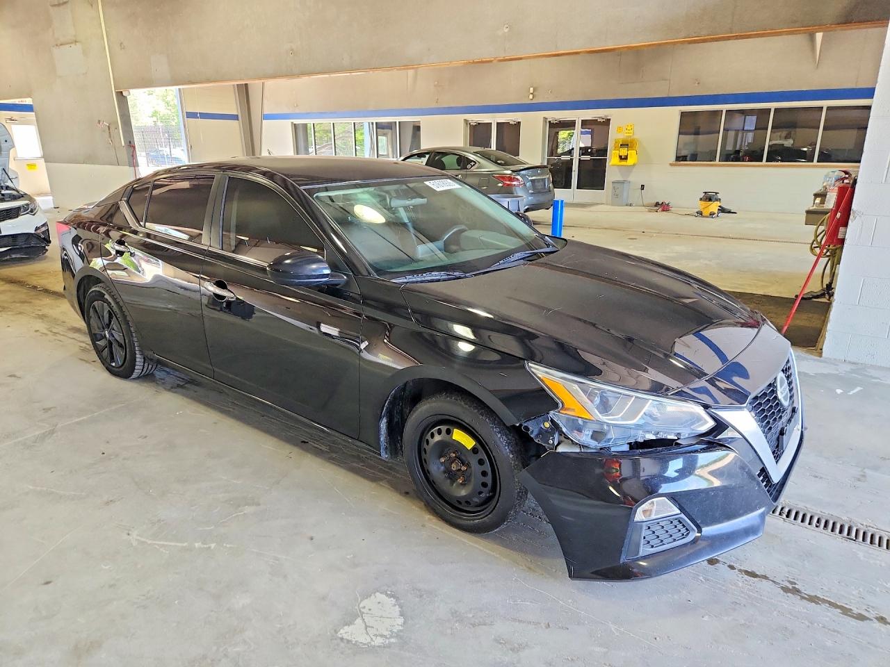 Nissan Altima S