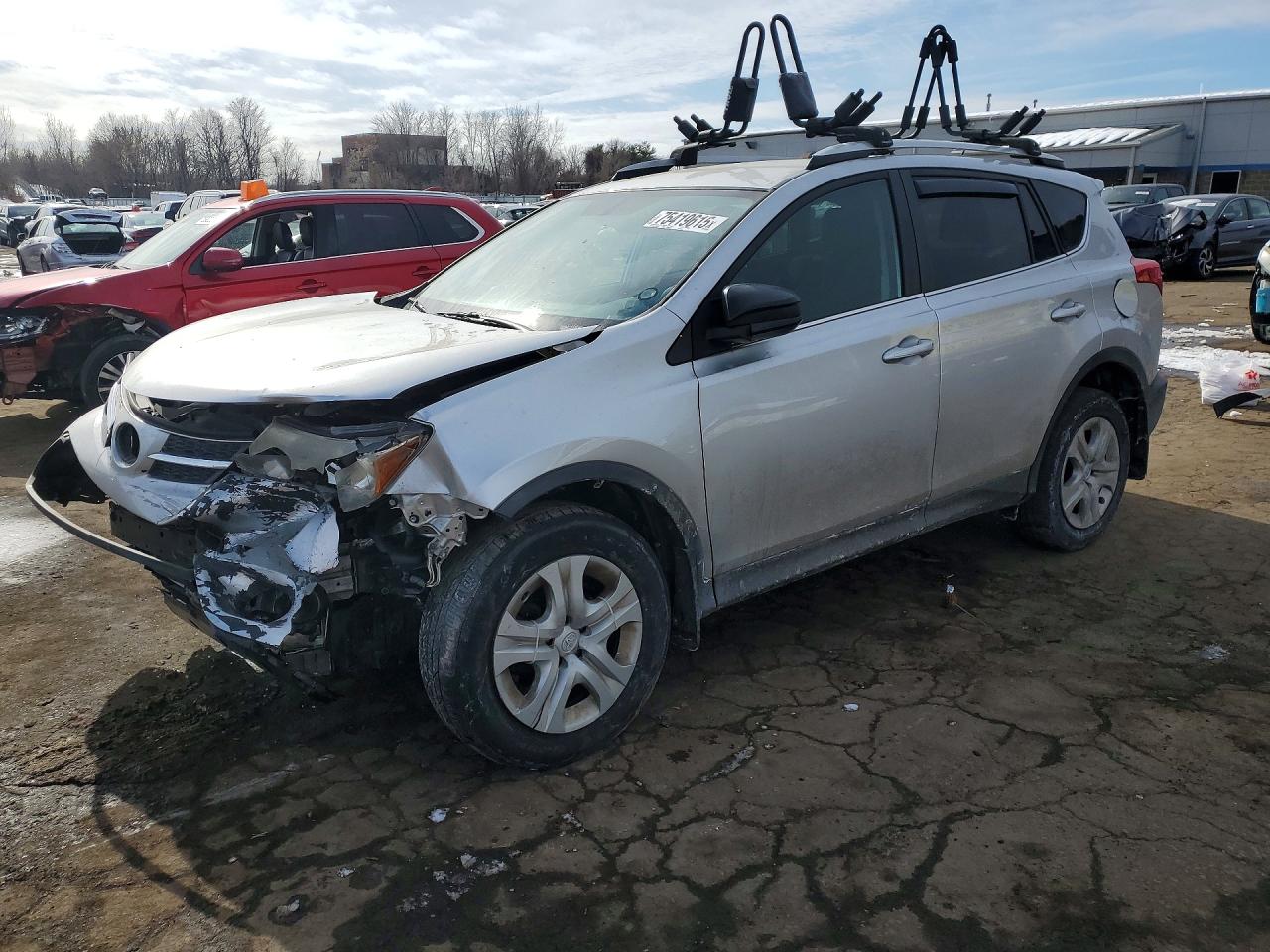 Salvage Toyota RAV4 Image