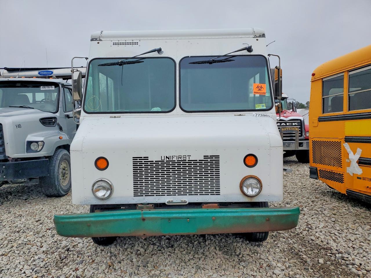Workhorse W42