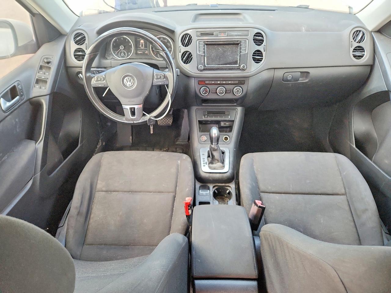 Volkswagen Tiguan S