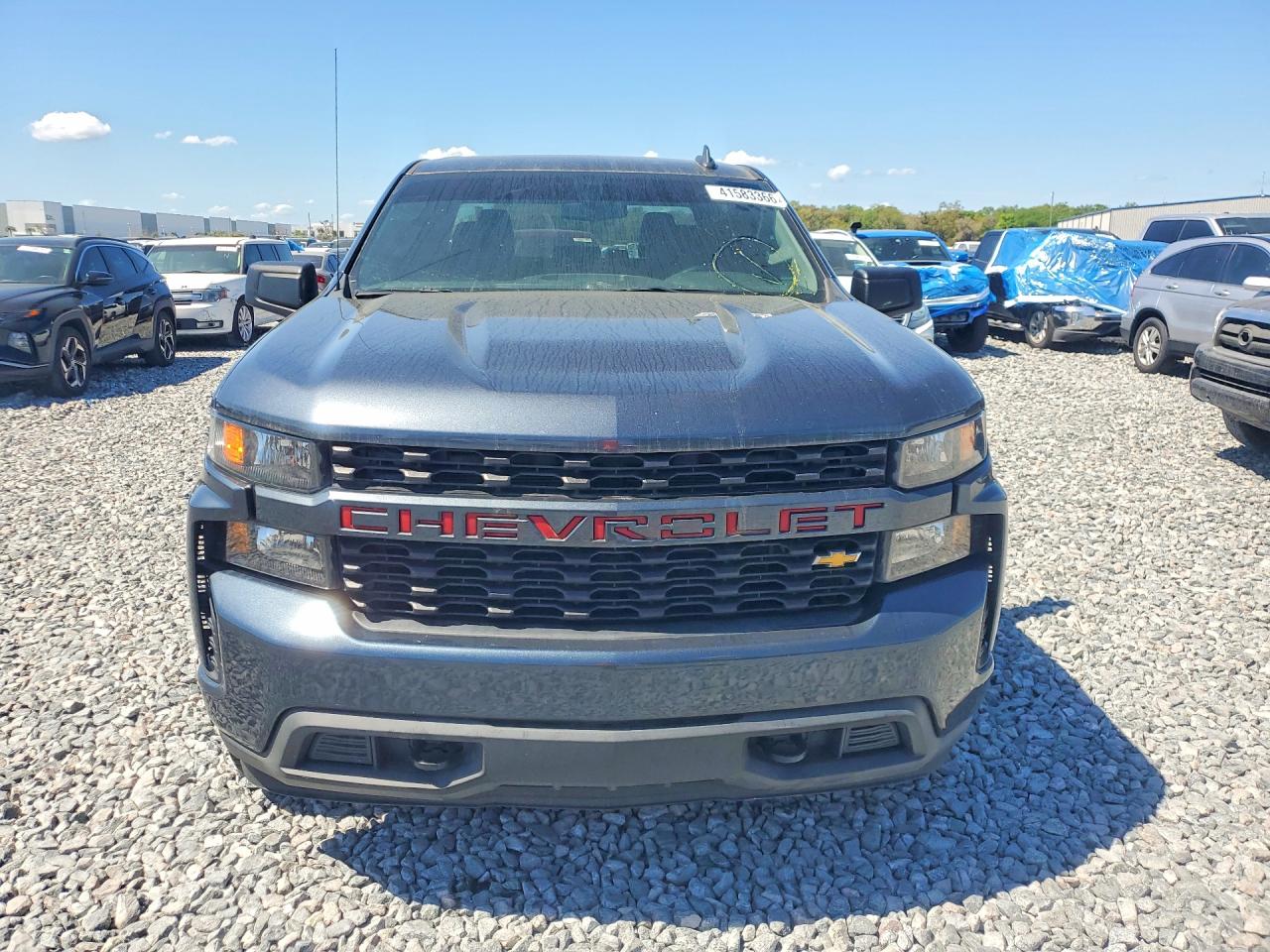 Chevrolet Silverado C1500 Custom