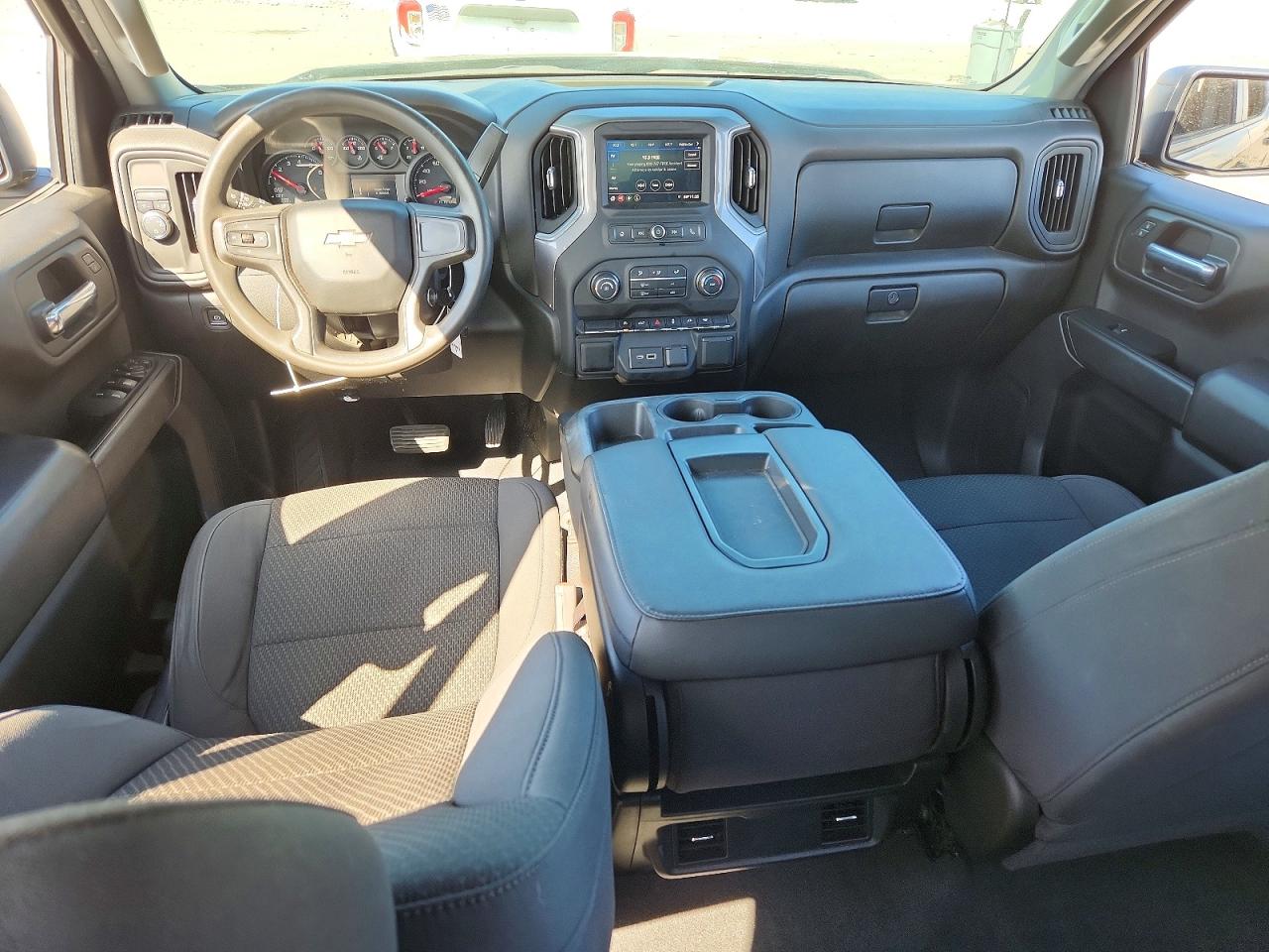 Chevrolet Silverado C1500 Custom