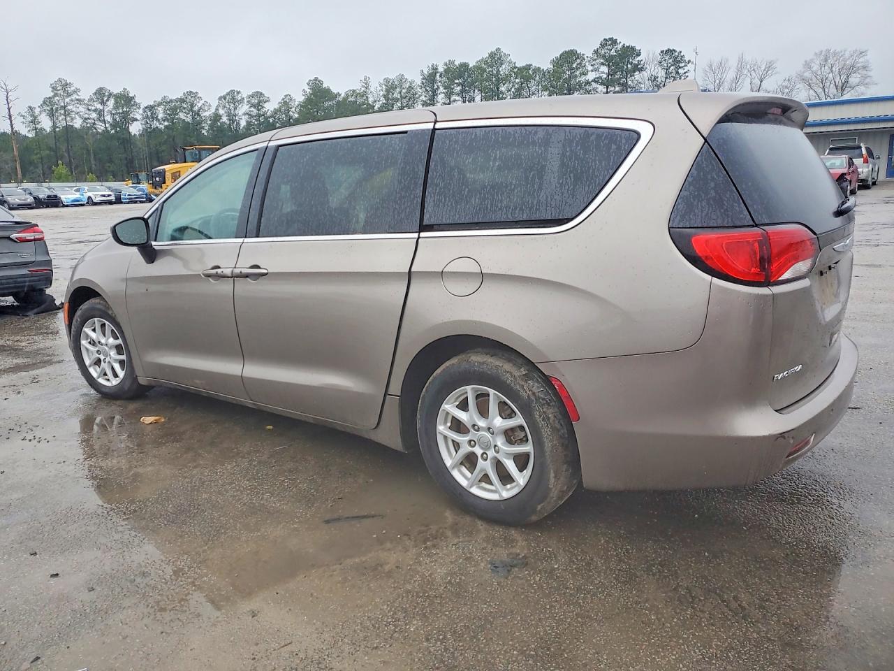 Chrysler Pacifica Touring
