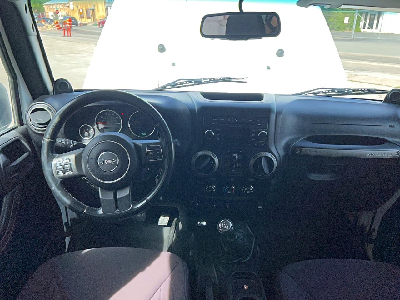 Jeep Wrangler Sport