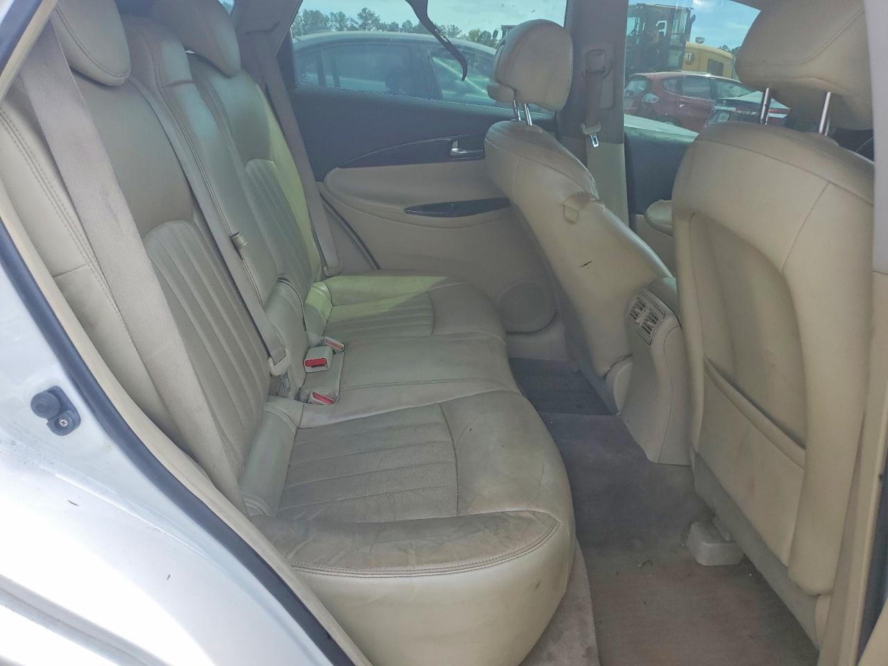INFINITI Qx Base