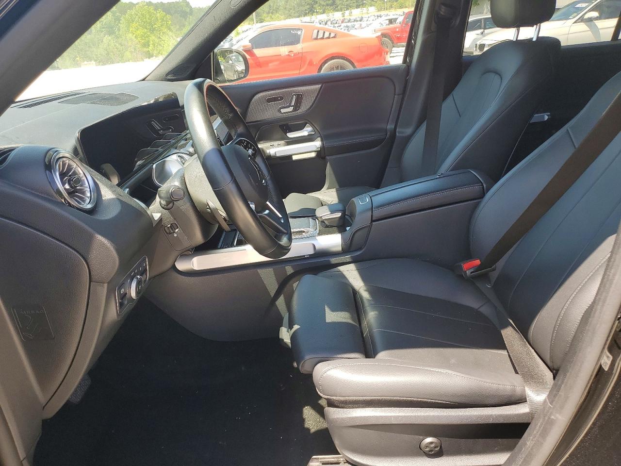 Mercedes-Benz GLB 250 4matic