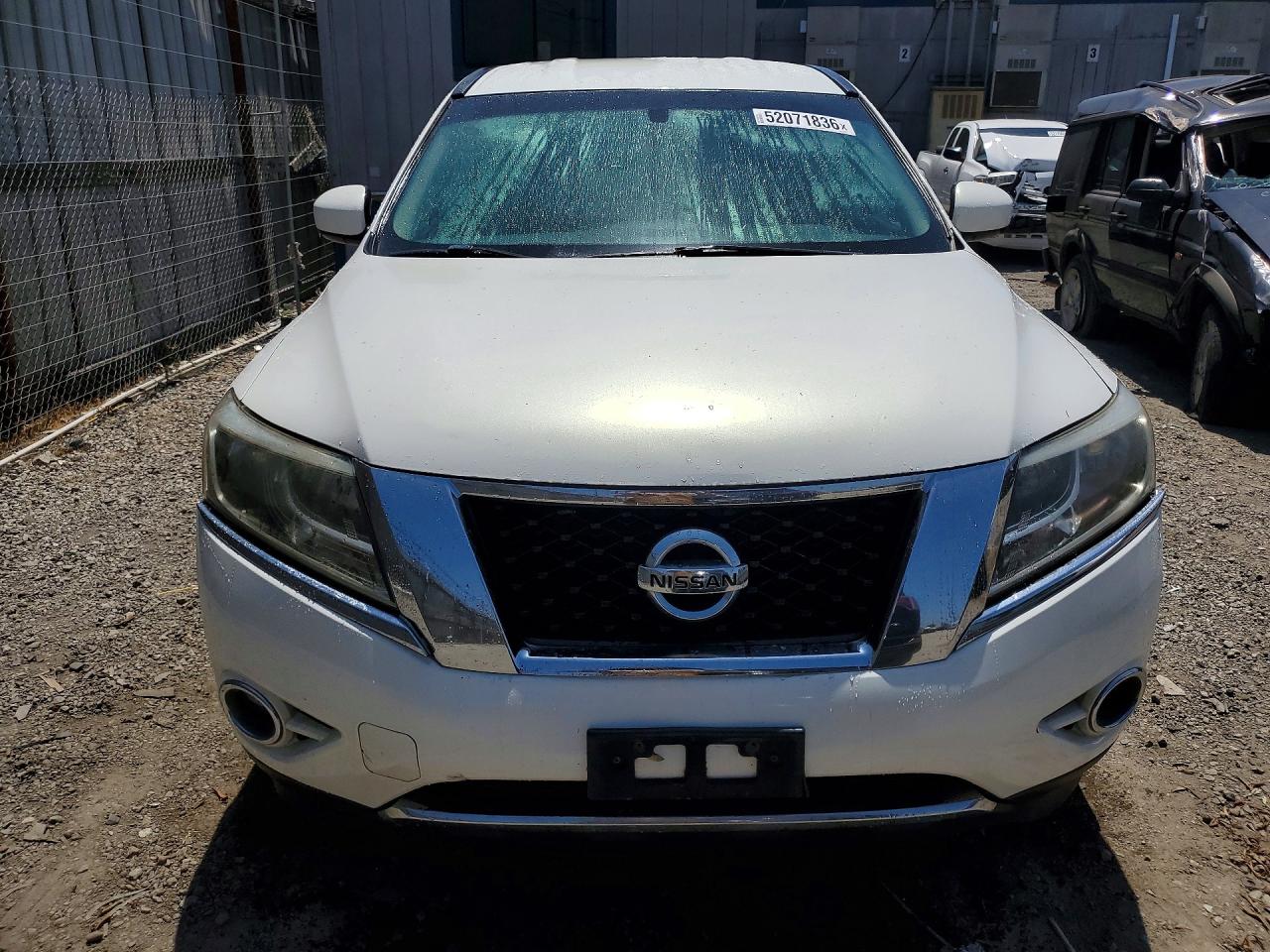 Nissan Pathfinder S