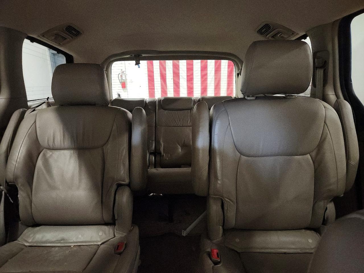 Toyota Sienna Xle 7-passenger