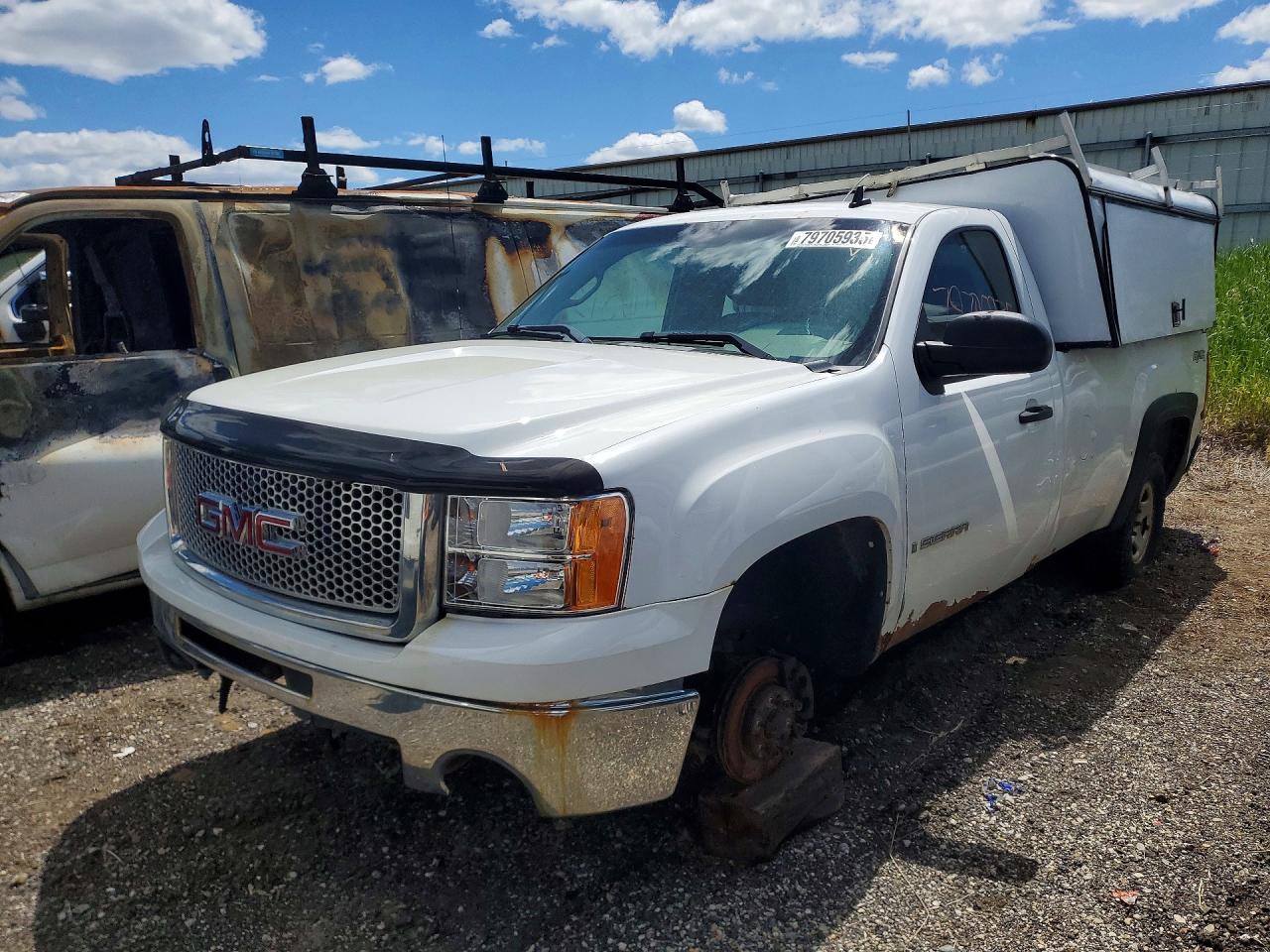 Salvage GMC Sierra Image