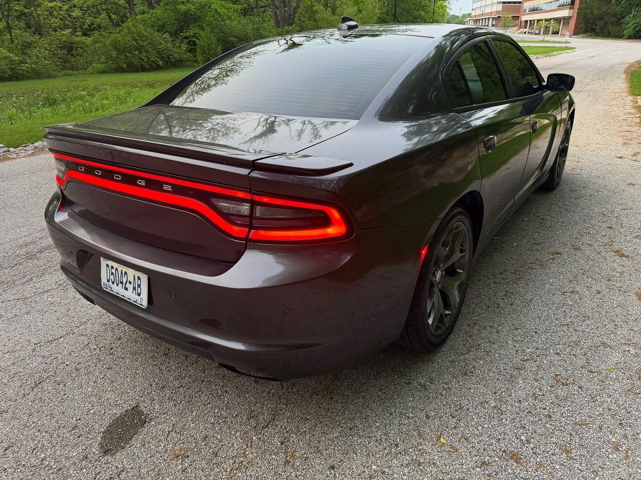 Dodge Charger Sxt