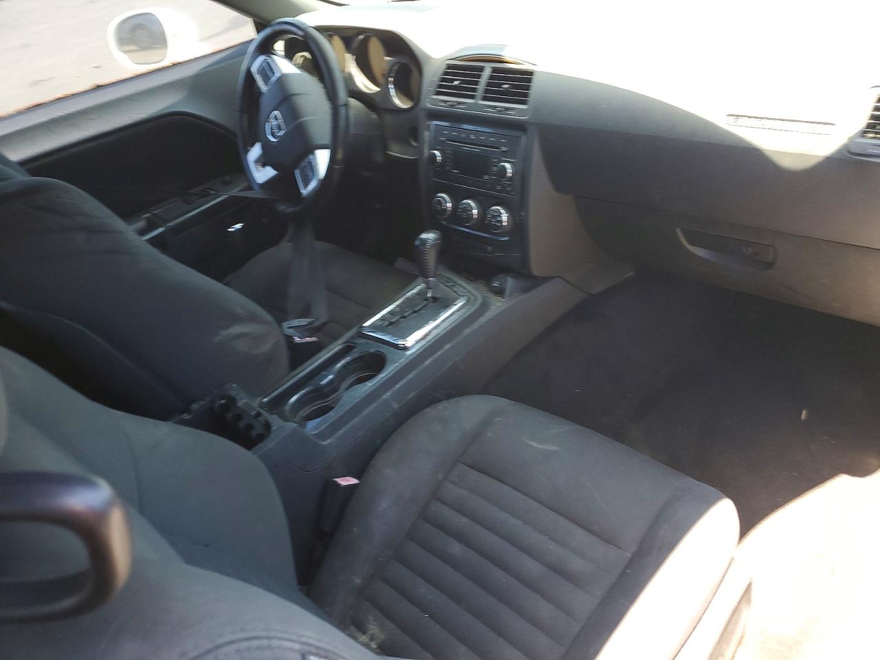 Dodge Challenger Sxt
