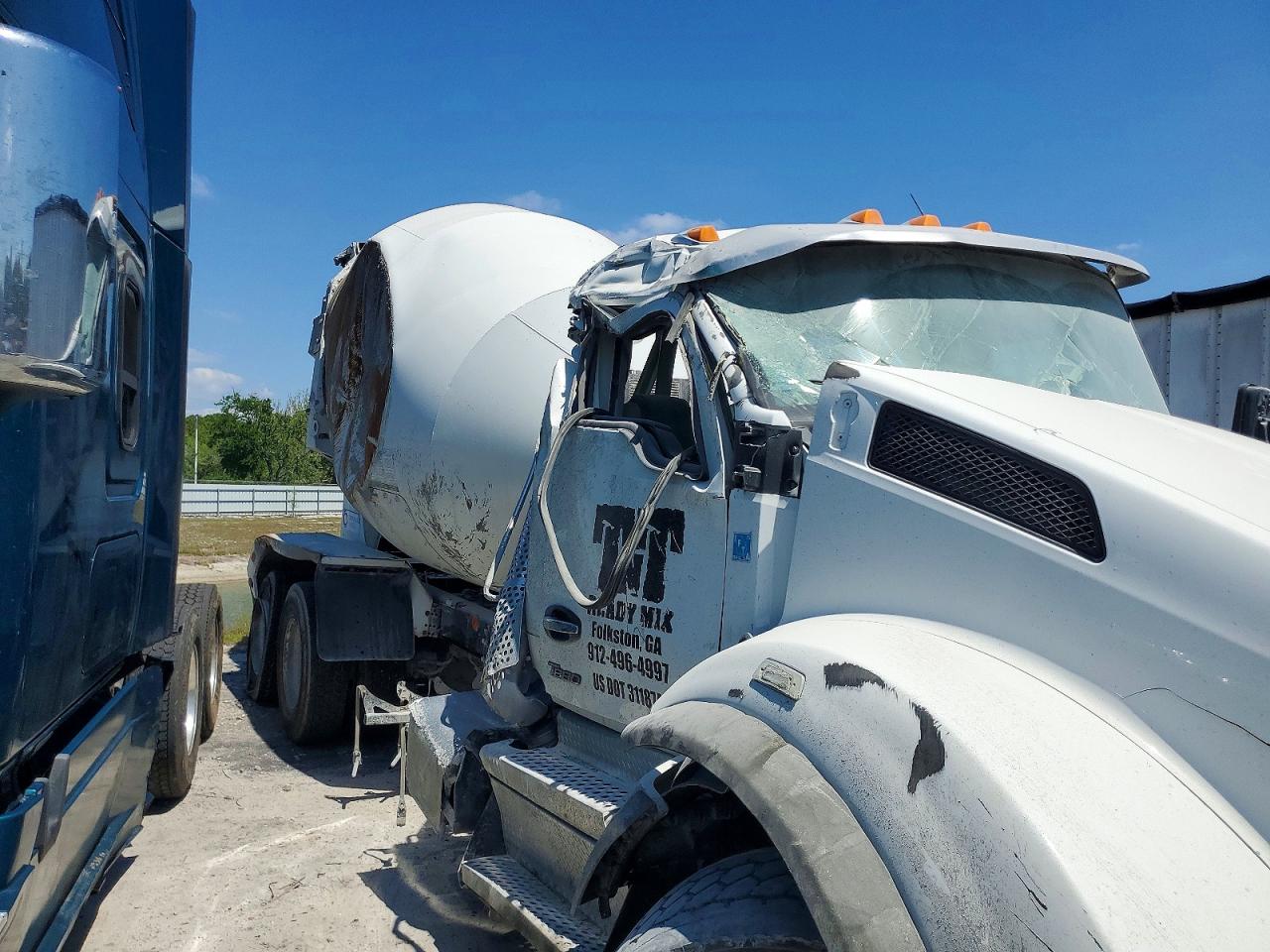 Kenworth Construction