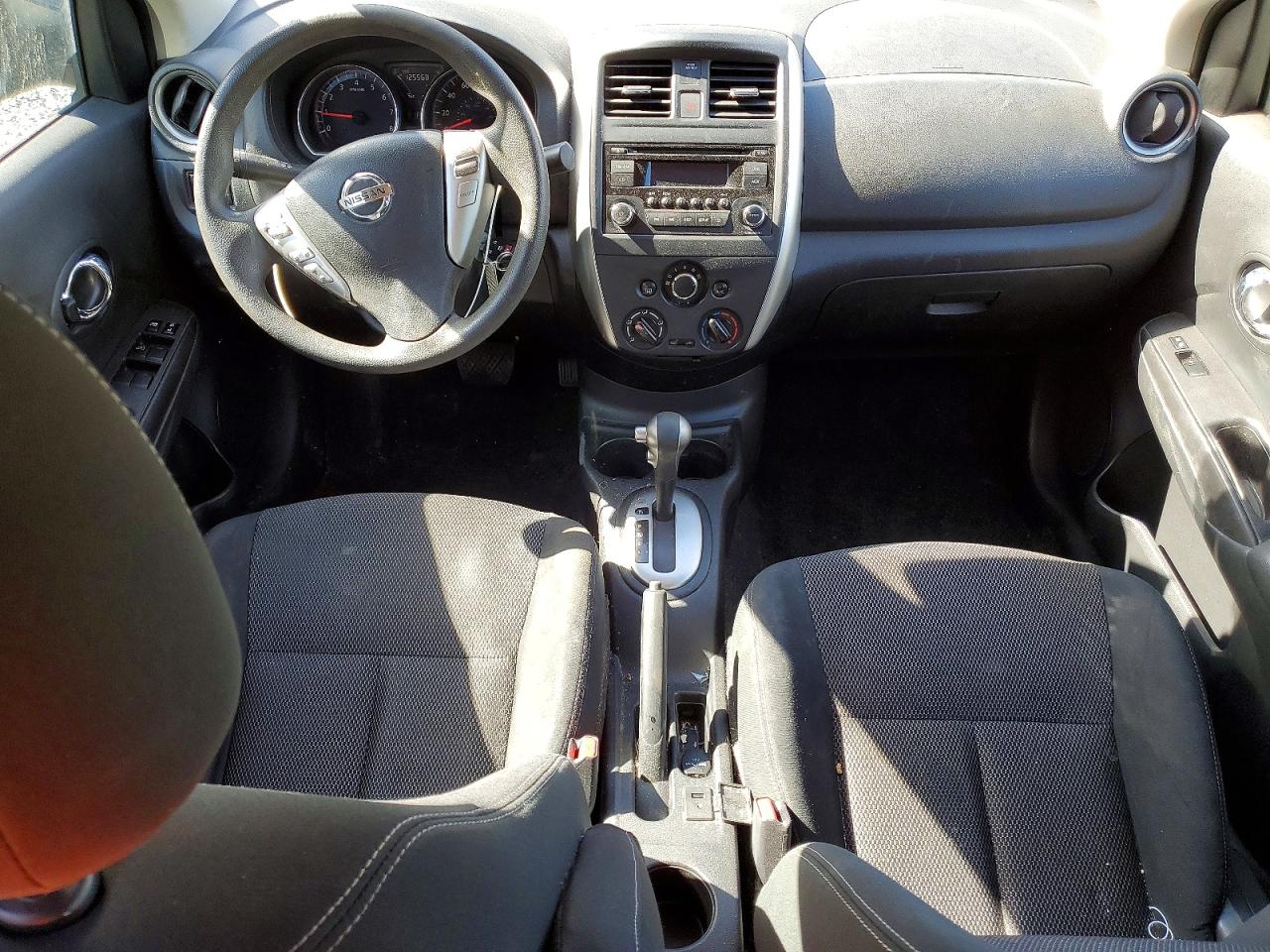 Nissan Versa 1.6 Sv