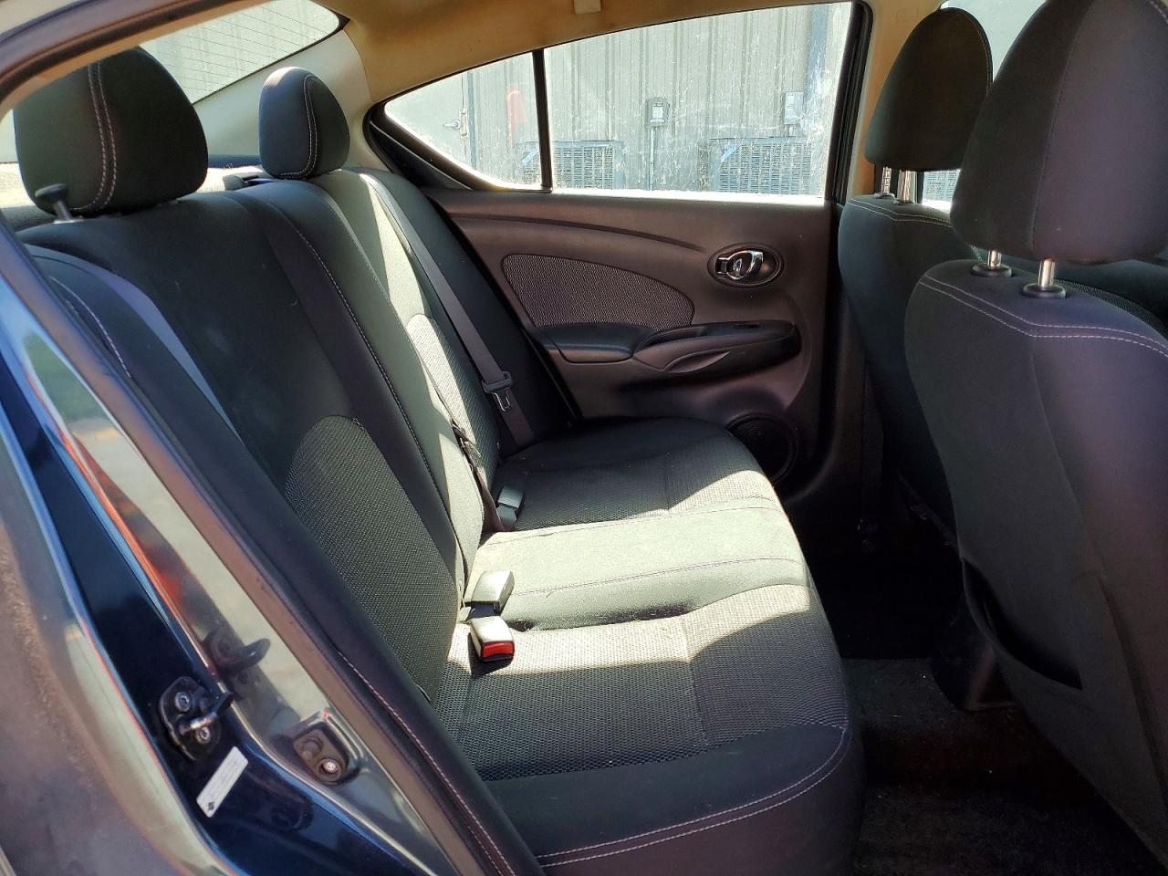 Nissan Versa 1.6 Sv