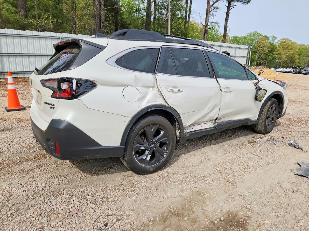 Subaru Outback Onyx Edition Xt