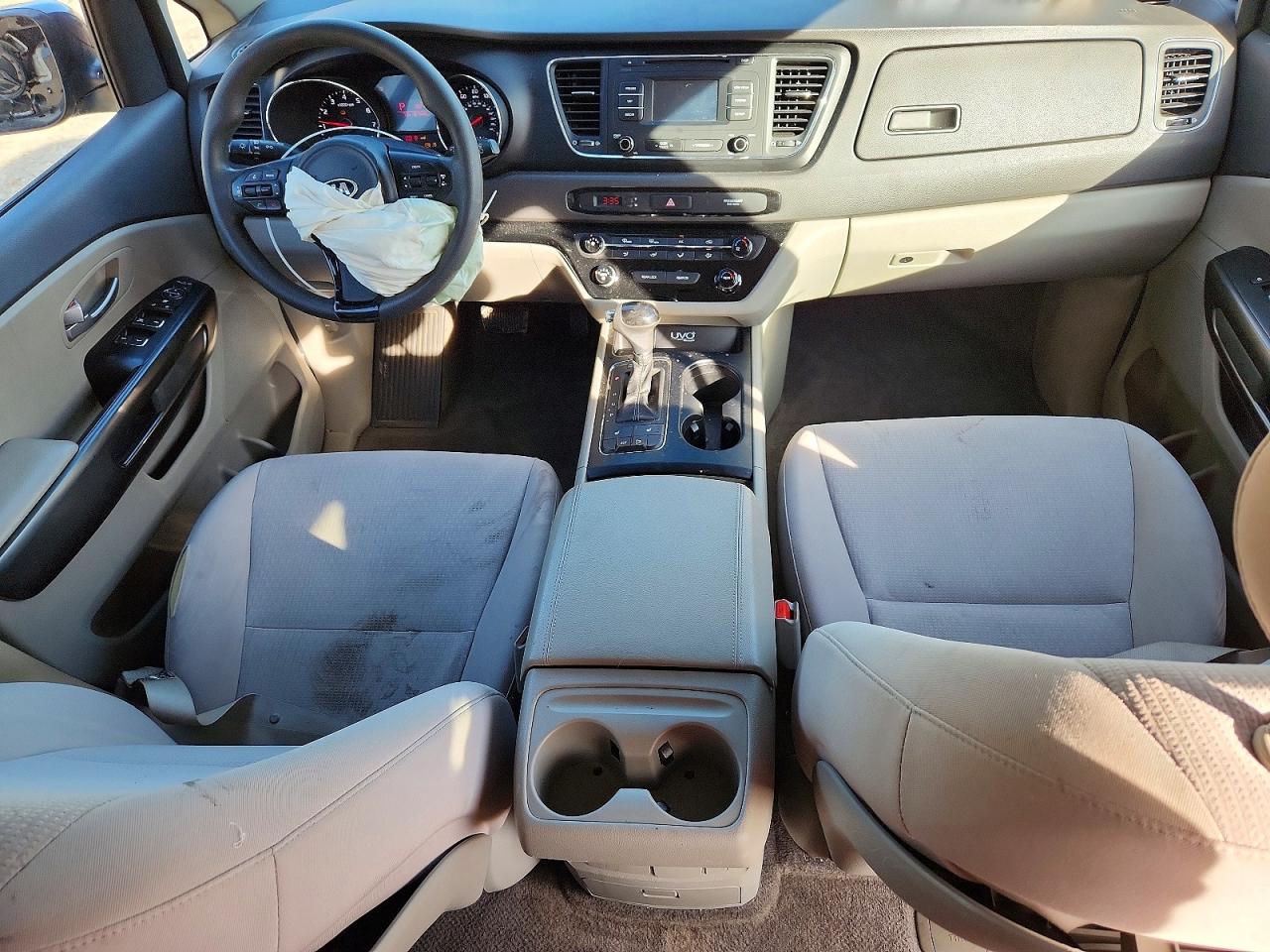 Kia Sedona Lx