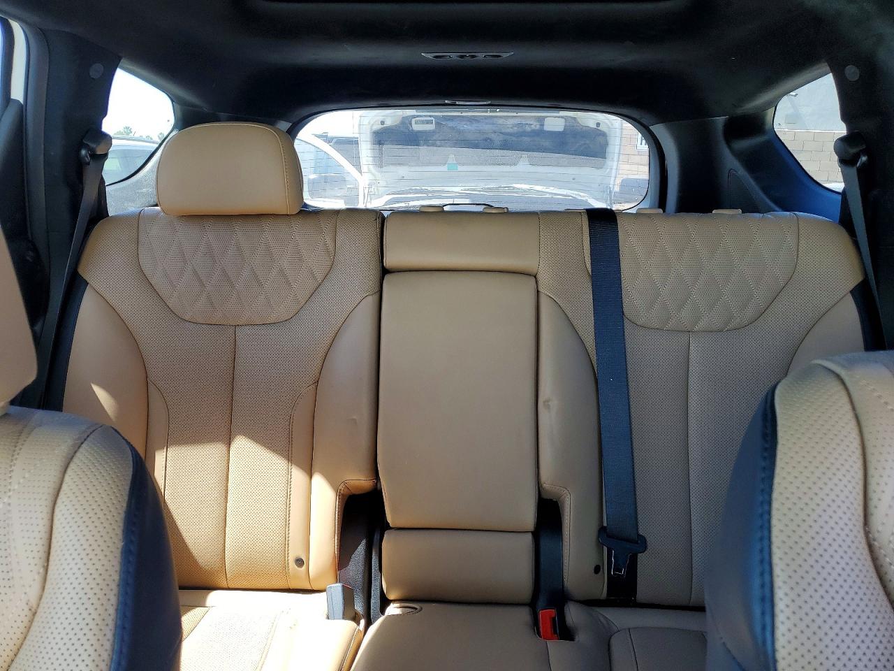 Hyundai SANTA FE Calligraphy