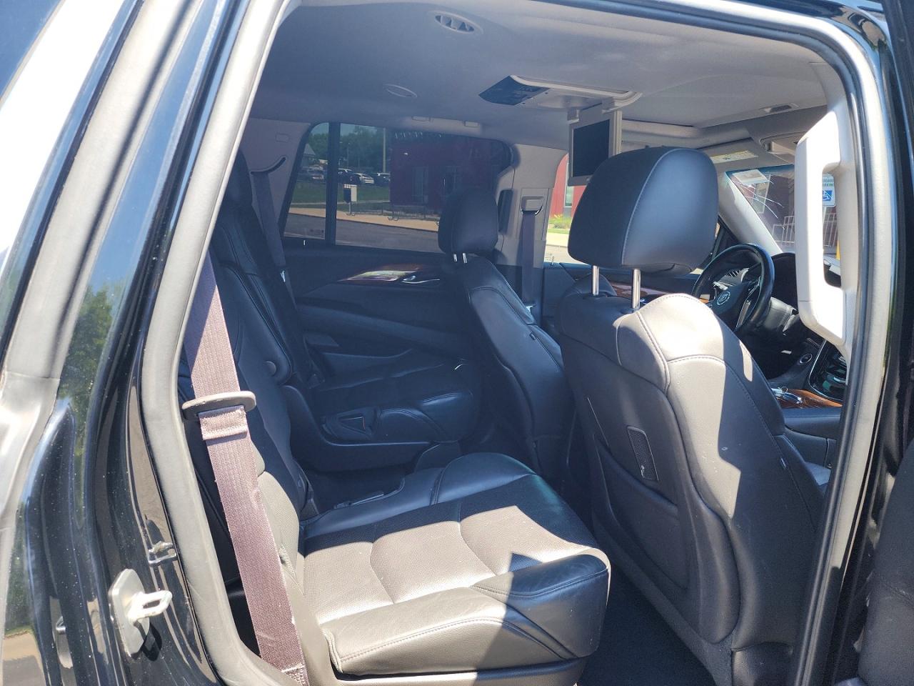 Cadillac Escalade Premium