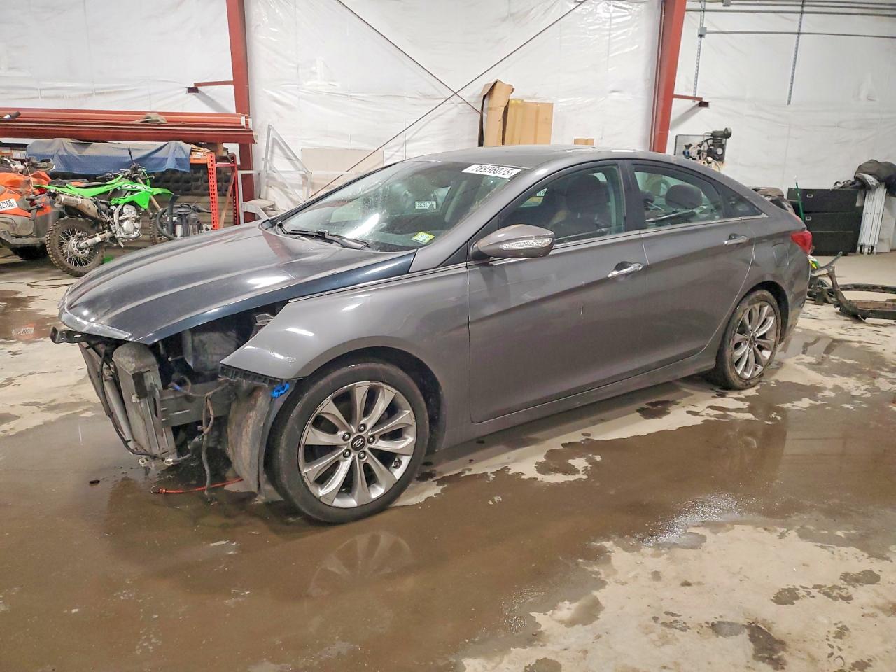 Salvage Hyundai SONATA Image