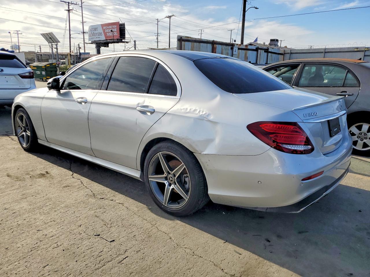 Mercedes-Benz E-Class 300