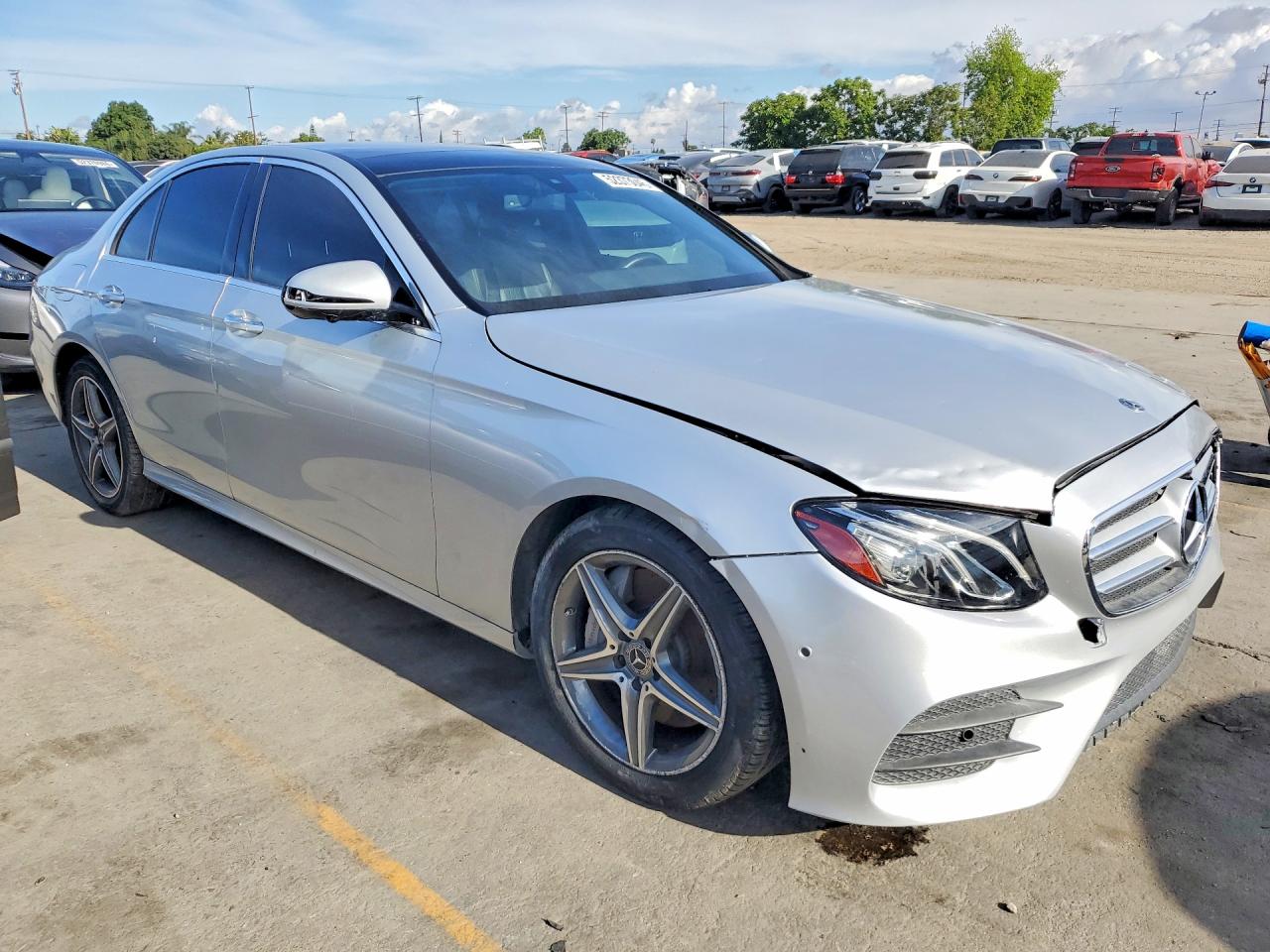 Mercedes-Benz E-Class 300