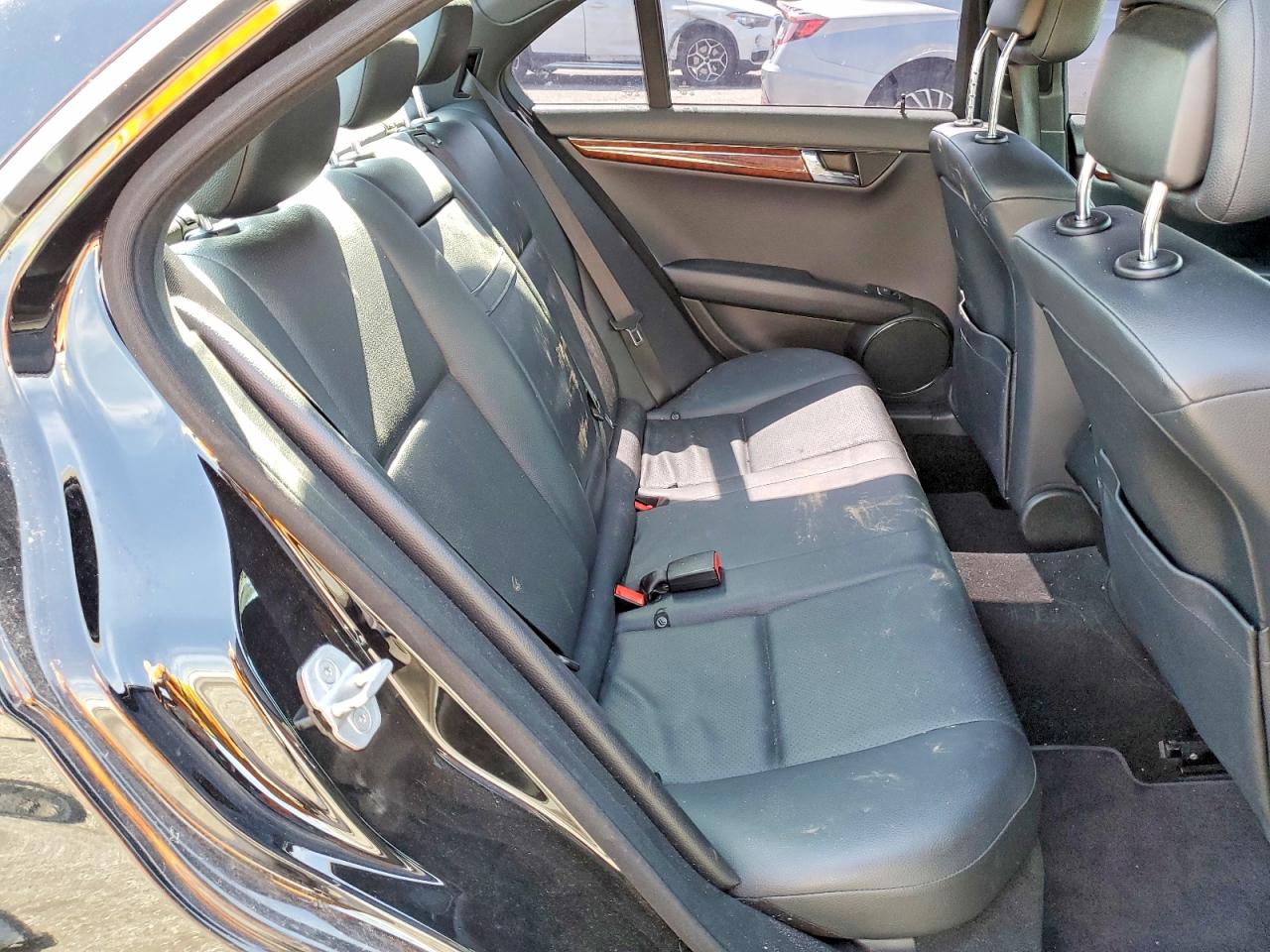Mercedes-Benz C-Class 300