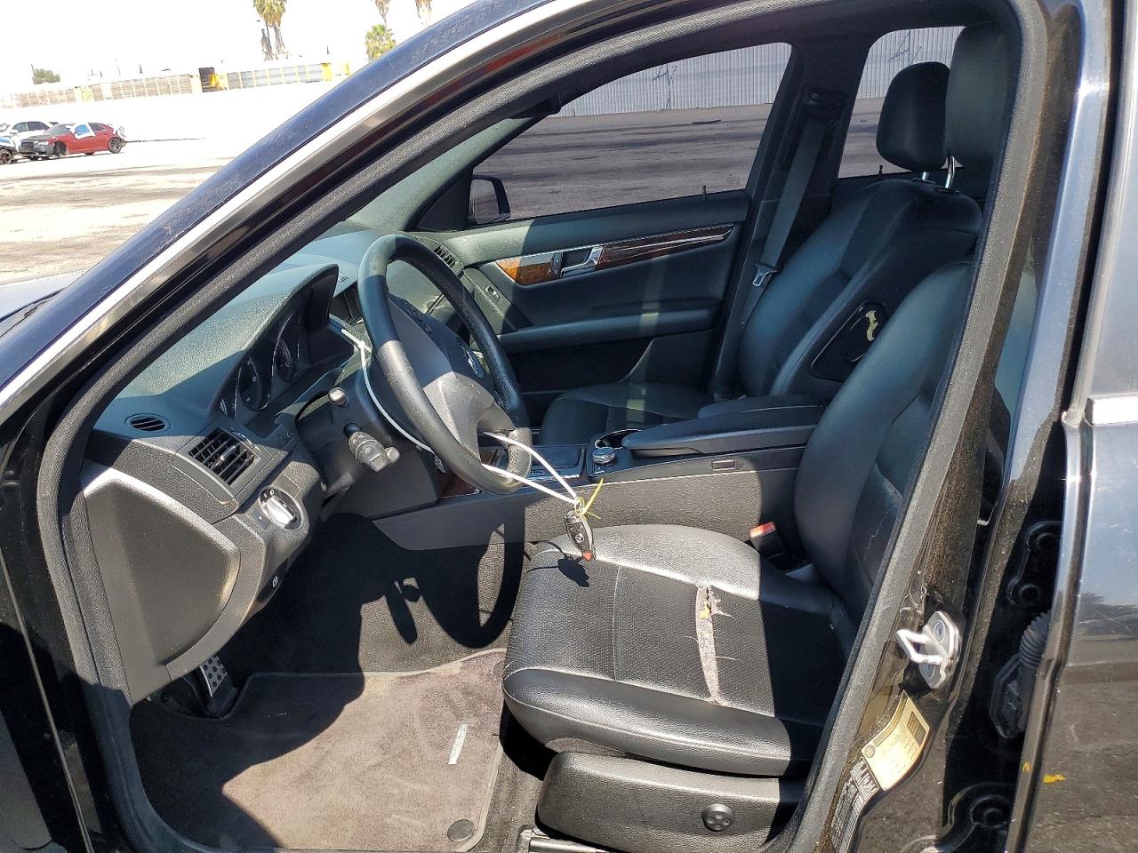 Mercedes-Benz C-Class 300
