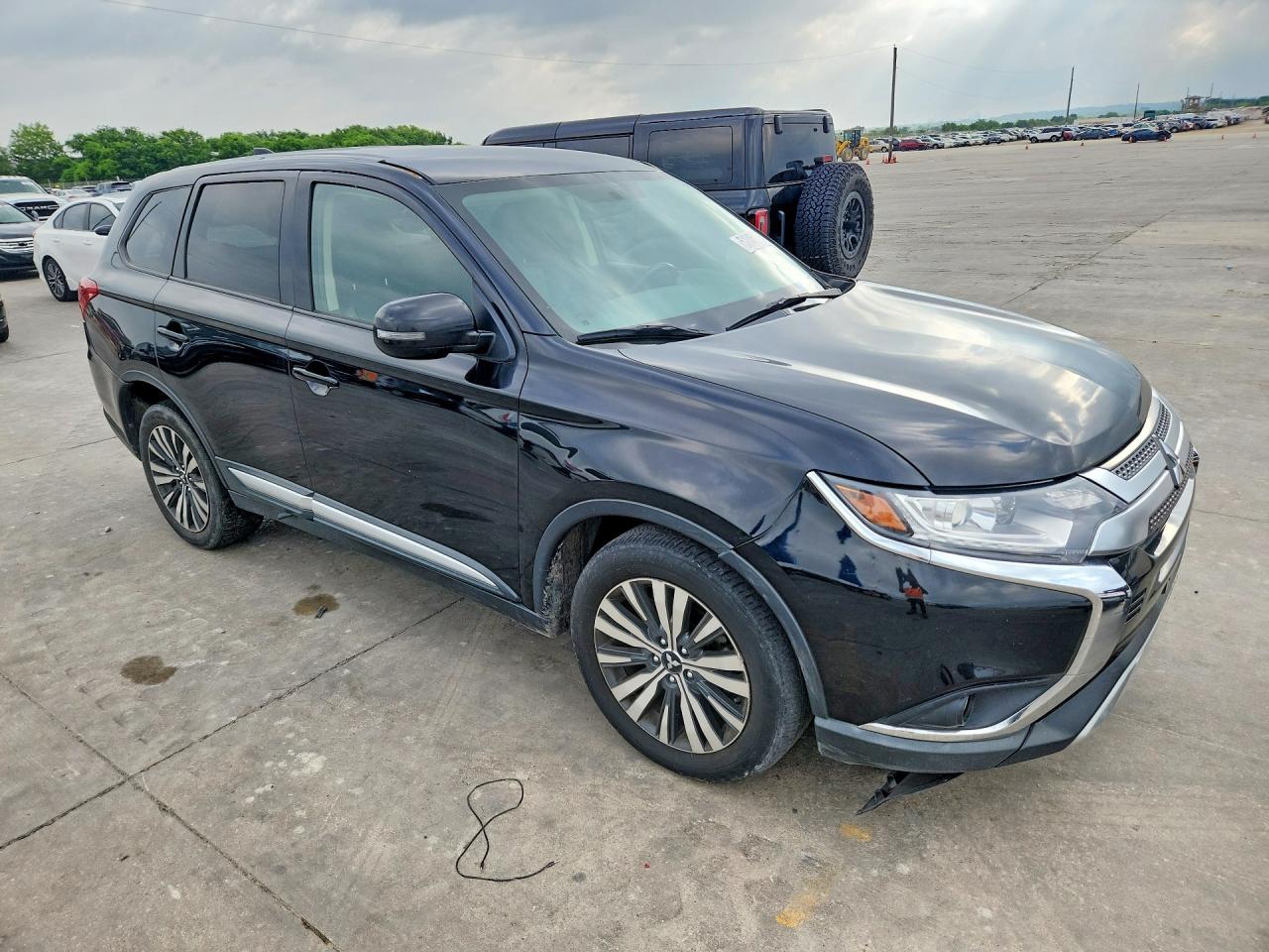 Mitsubishi Outlander Se