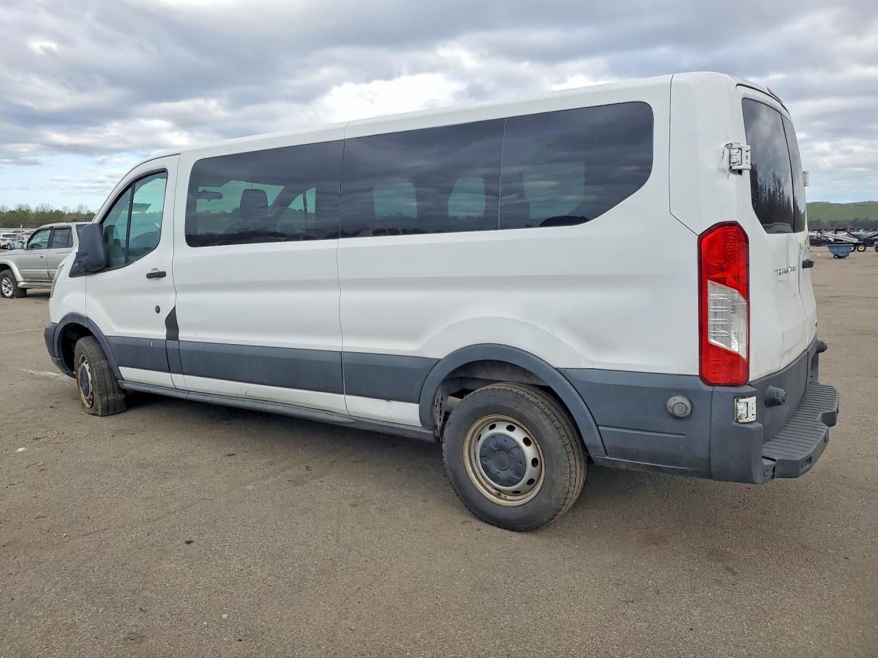 Ford Transit T-350