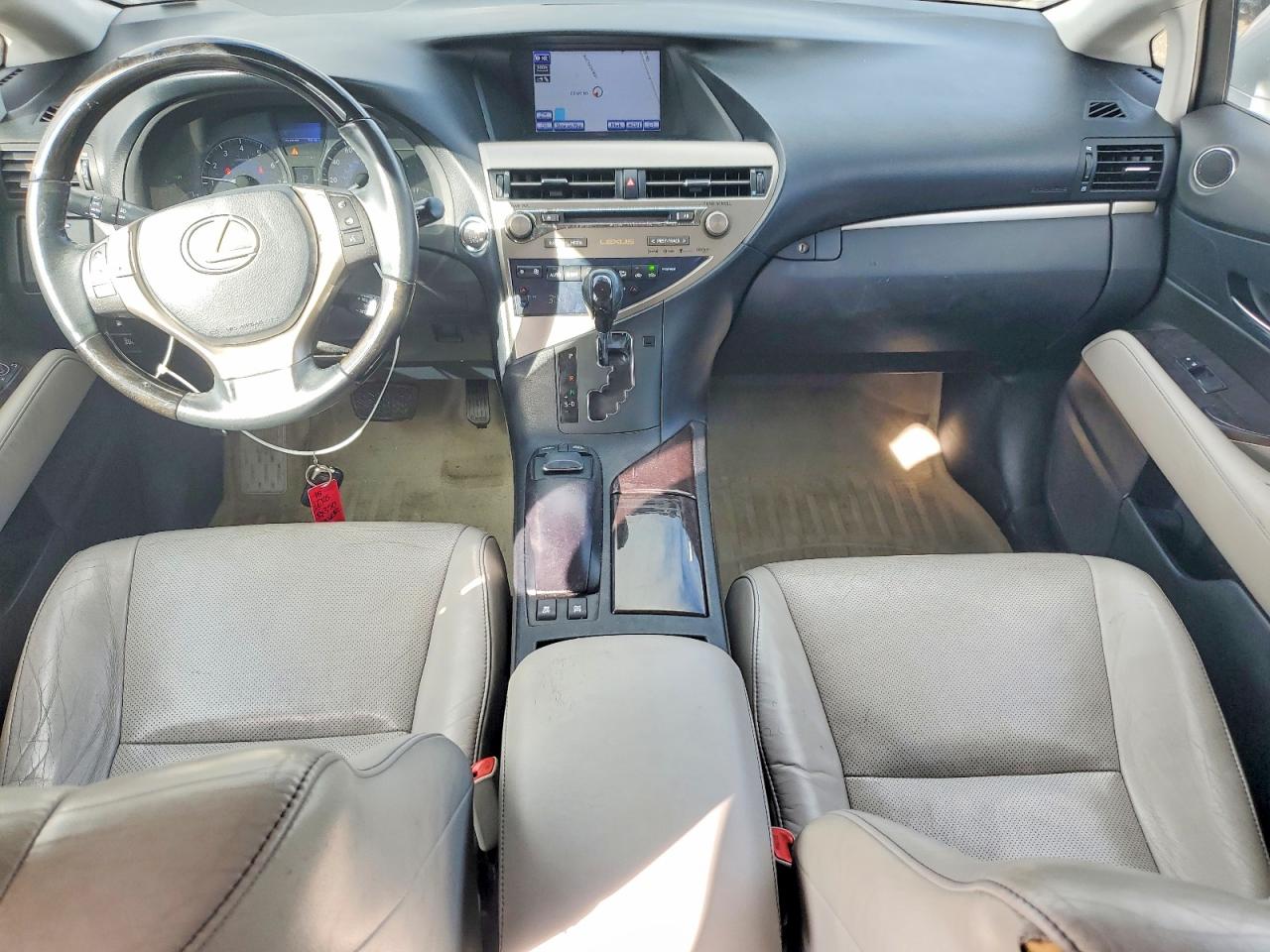 Lexus RX Base