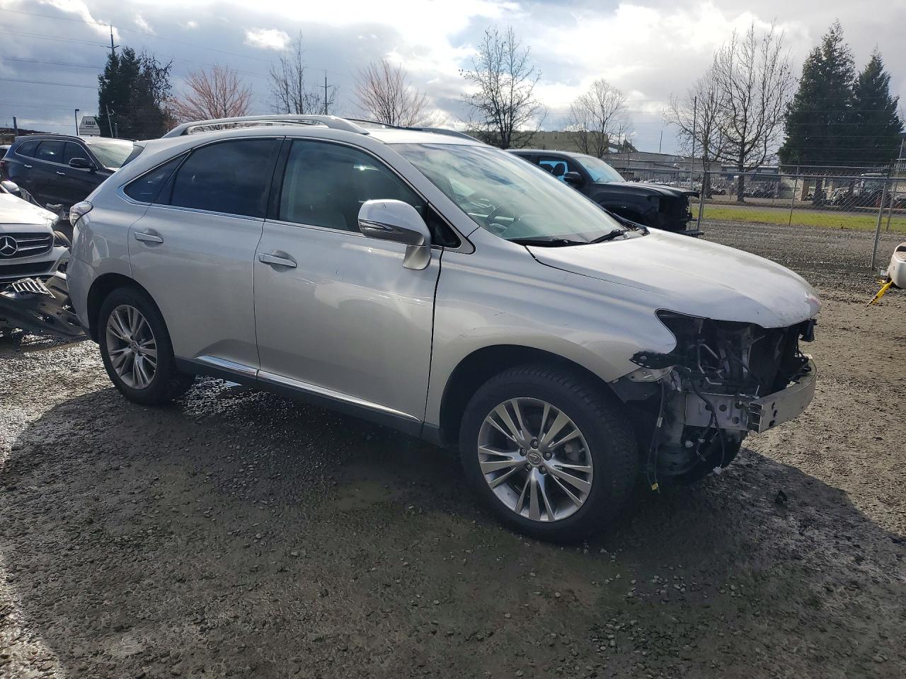 Lexus RX Base