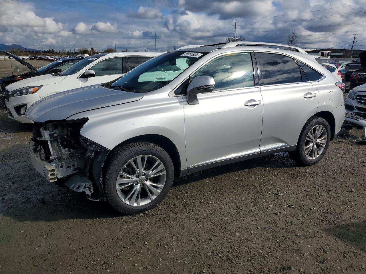 Salvage Lexus RX Image