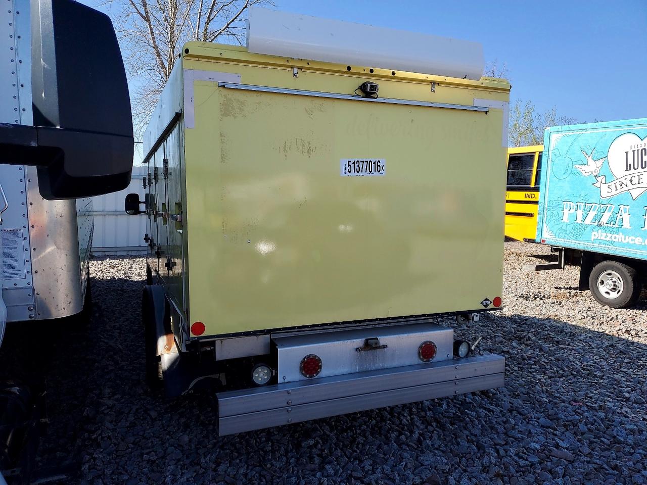 Ford Econoline E450 Super Duty Cutaway Van