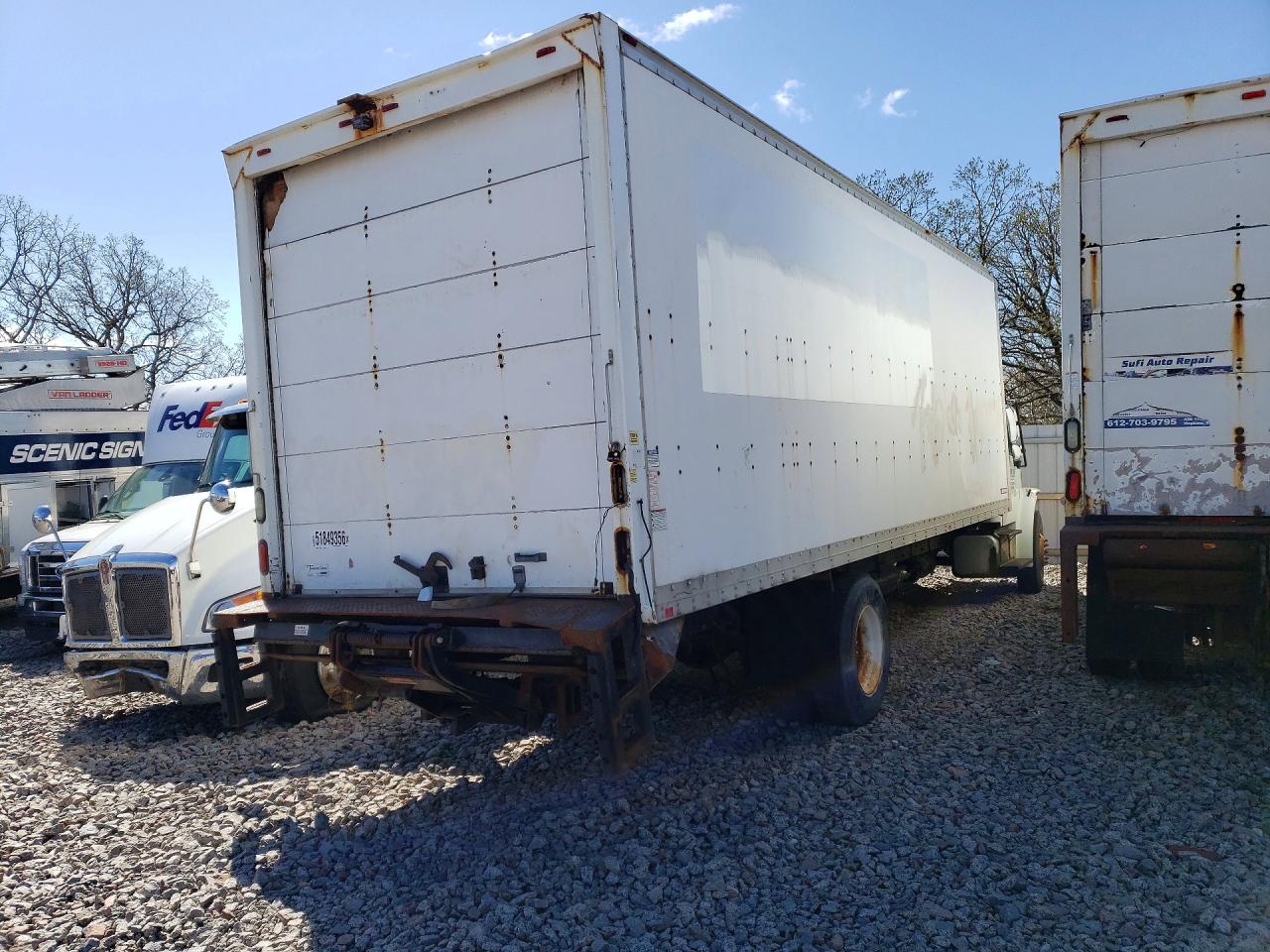 Freightliner M2