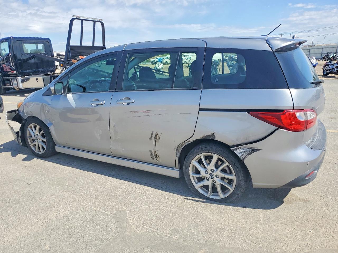 Mazda 5