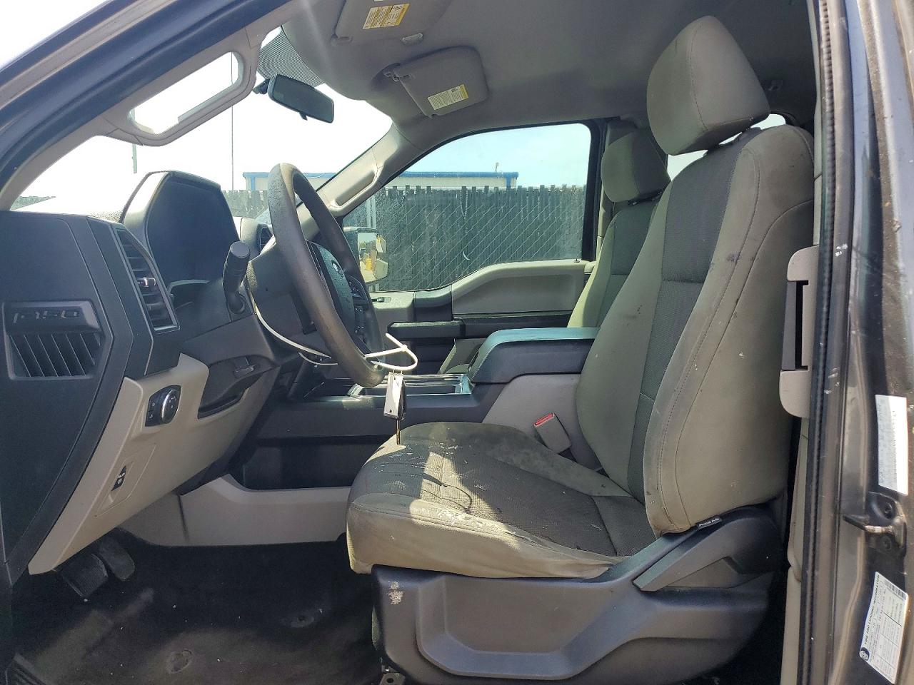 Ford F-150 Super Cab