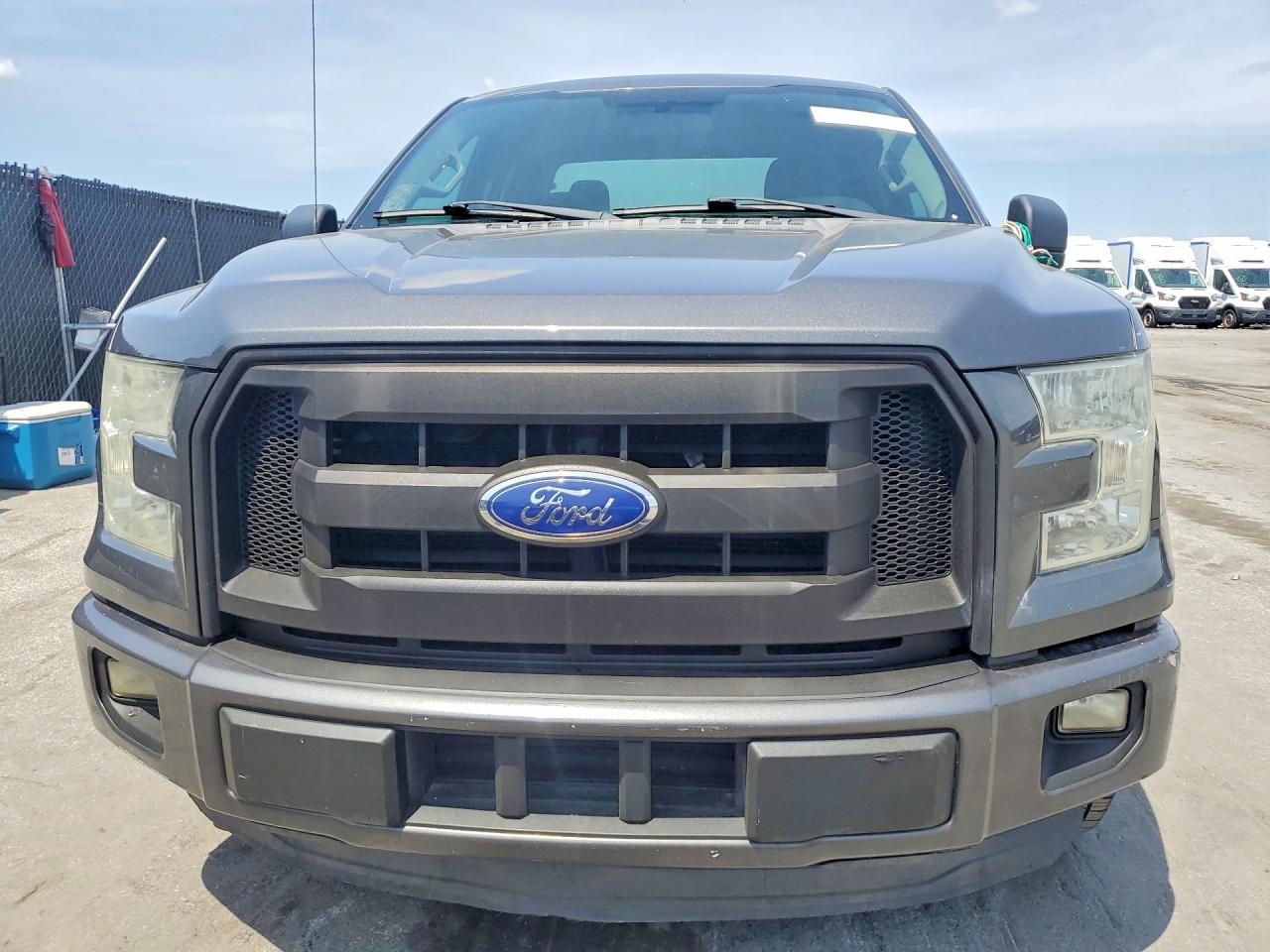 Ford F-150 Super Cab
