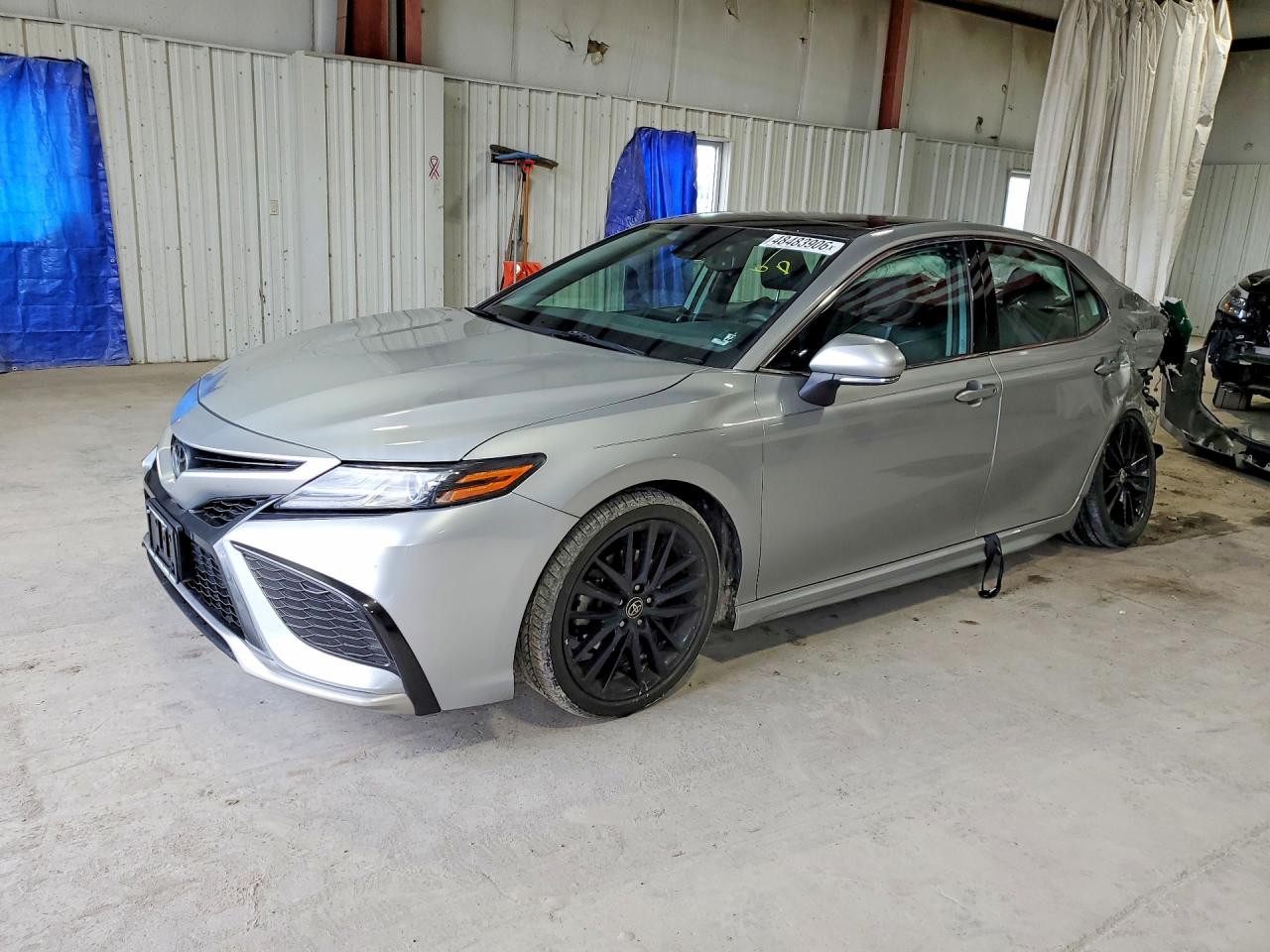 Salvage Toyota Camry Image
