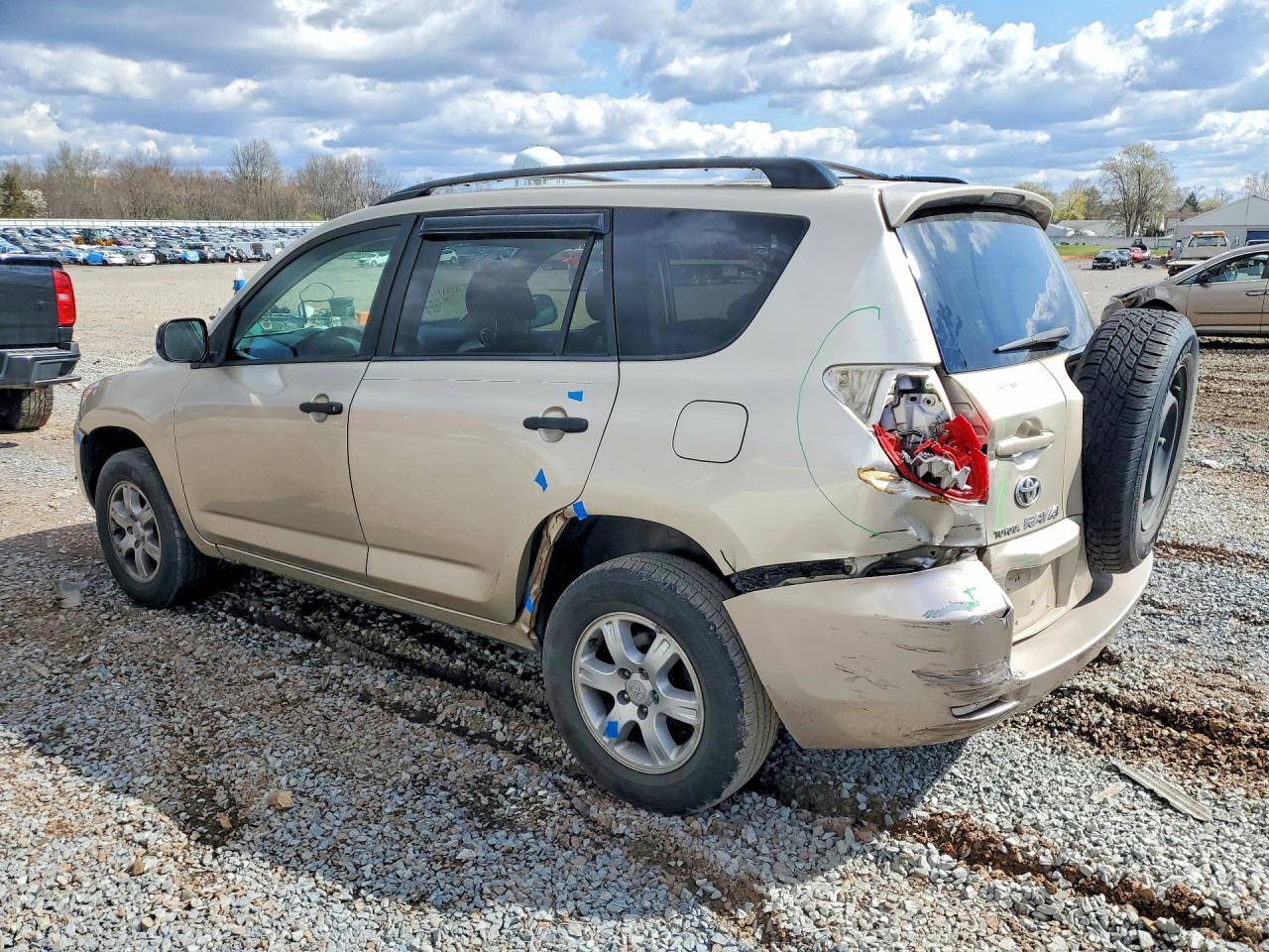 Toyota RAV4 Base