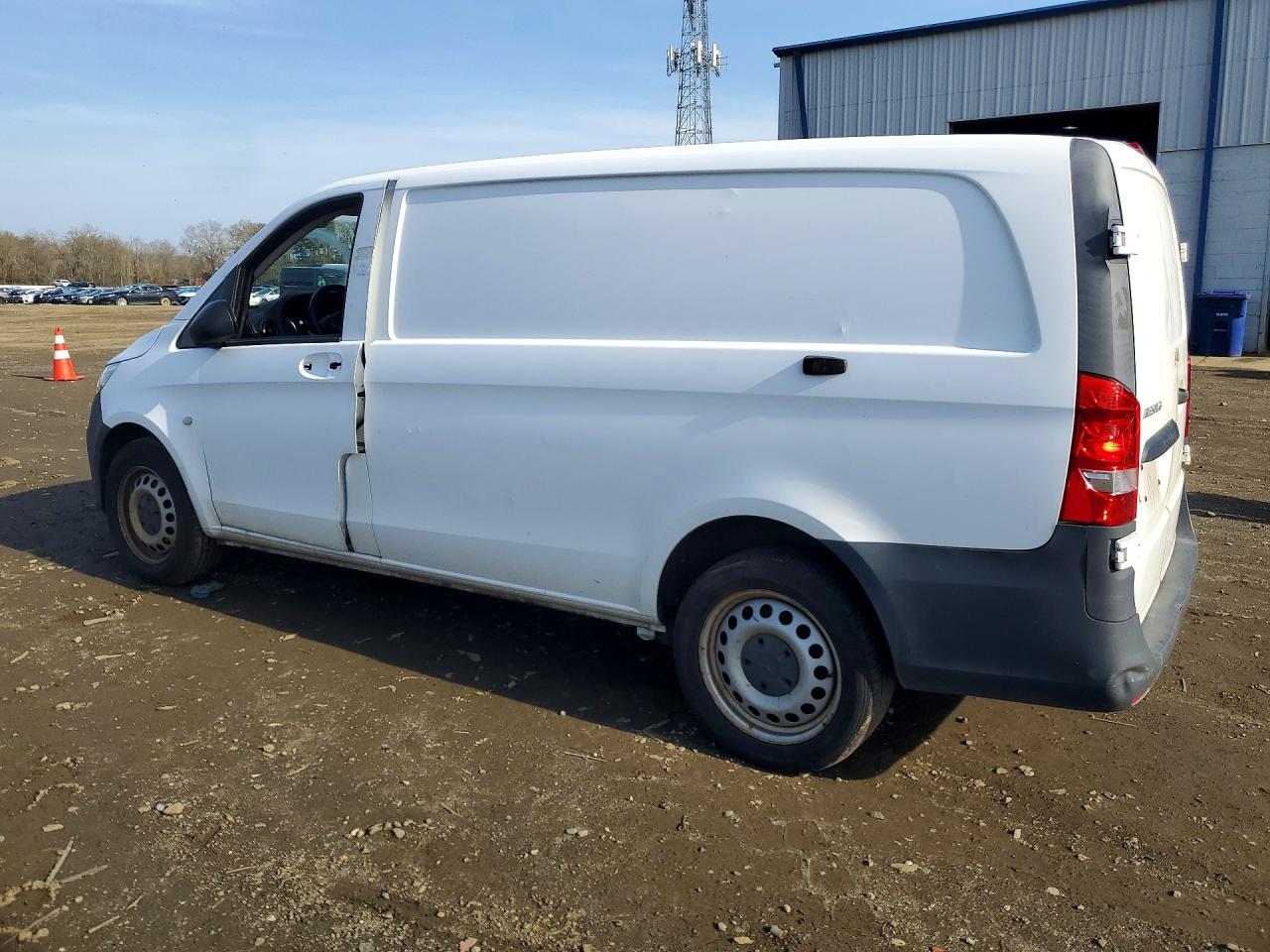 Mercedes-Benz Metris