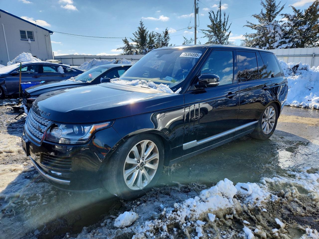 Salvage Land Rover Range Rover Image
