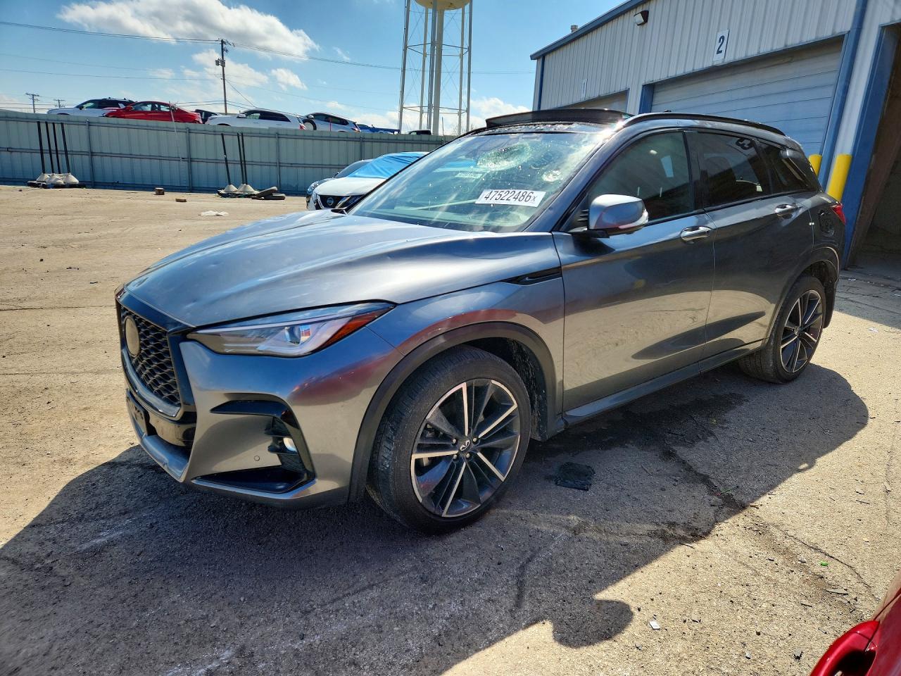 Salvage INFINITI Qx Image