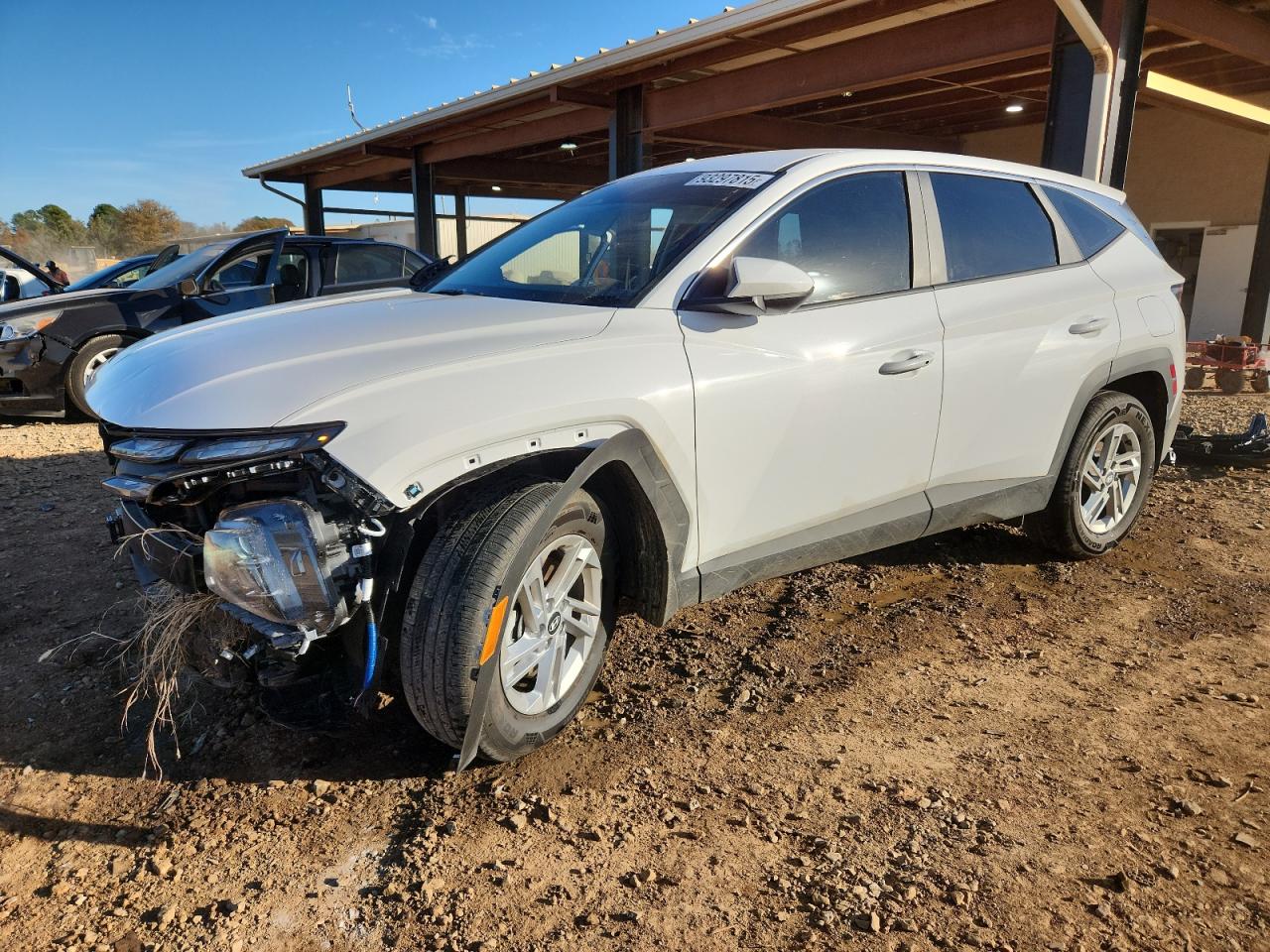 Salvage Hyundai TUCSON Image